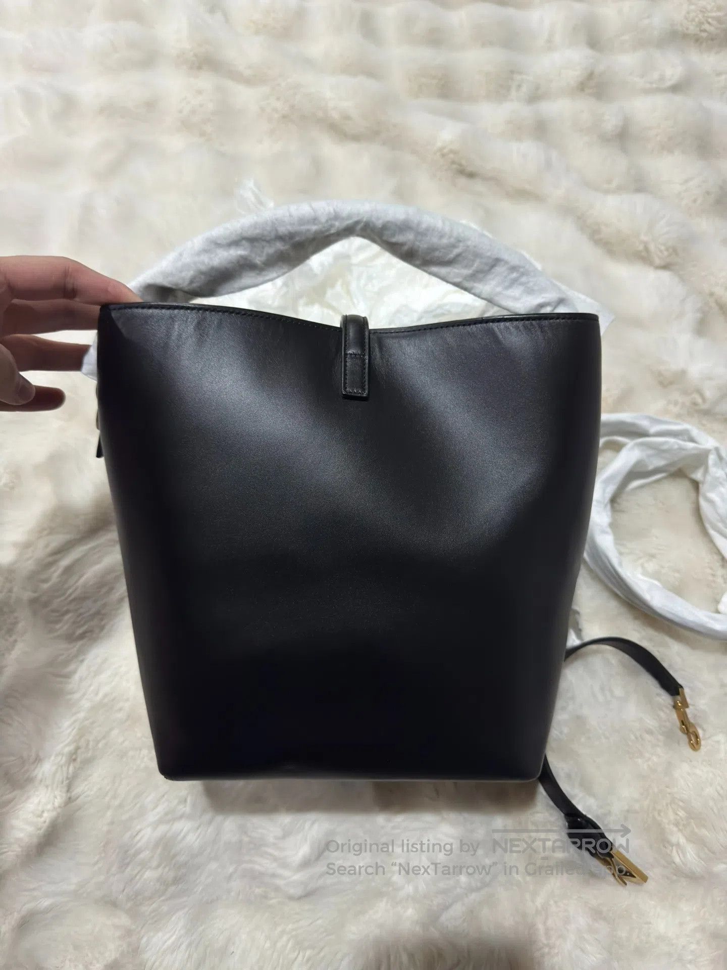 Saint Laurent Paris Saint Laurent Paris Large Black and Gold Cowhide Bucket Ho Size ONE SIZE - 5 Thumbnail