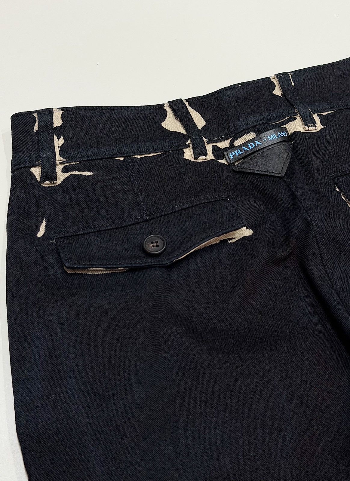 Prada PRADA FW 2018 Overdyed Back Logo Patch Pants Runway Jeans Size US 30 / EU 46 - 23 Thumbnail