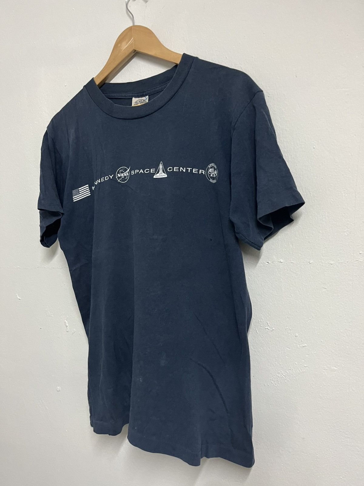 Vintage 💥Kennedy Space Center Vintage Tee Size US M / EU 48-50 / 2 - 3 Thumbnail