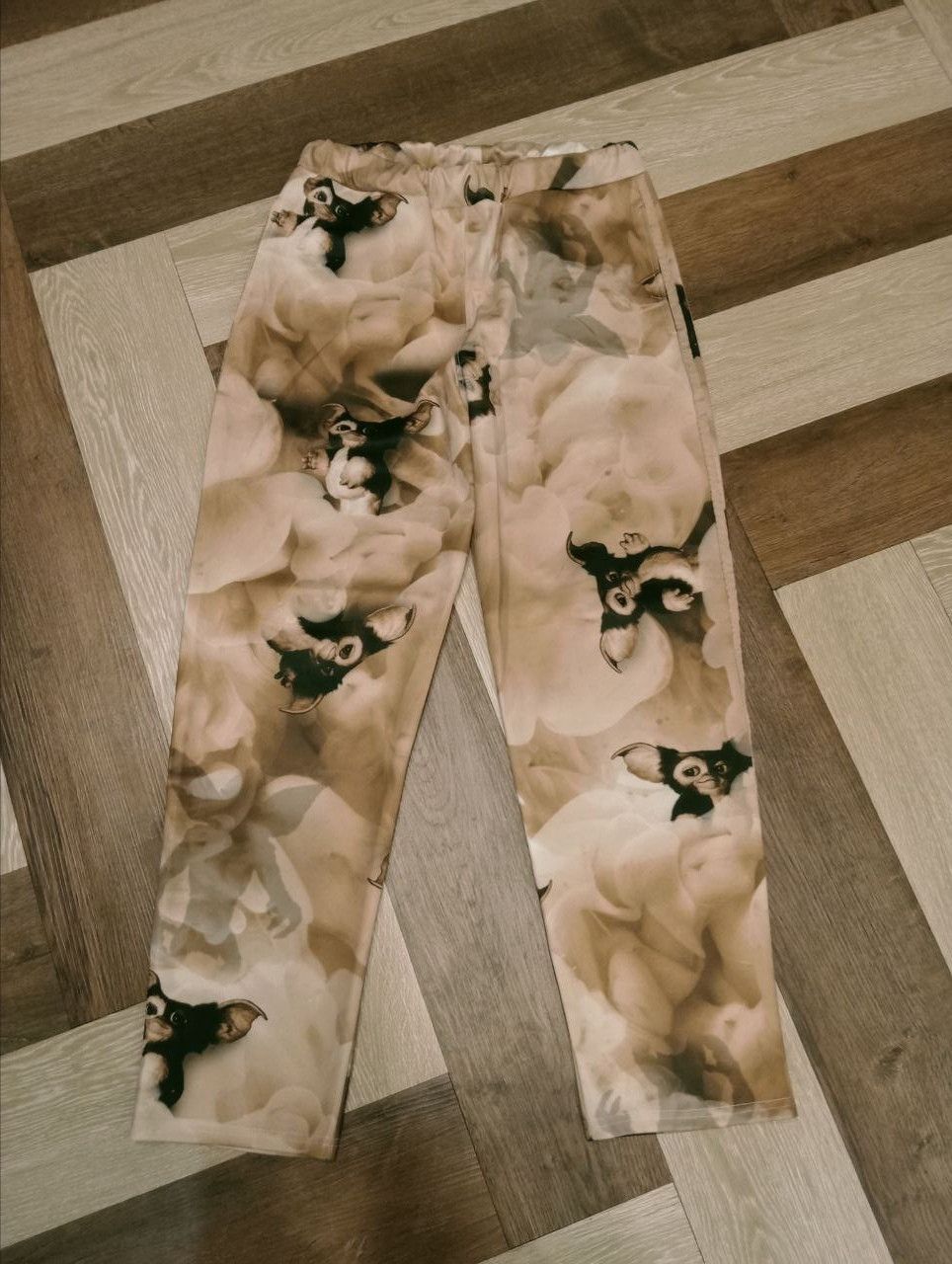 Japanese Brand MILKBOY JAPAN X GREMLINS WARNER BROS SWEATPANTS Size US 31 - 1 Thumbnail