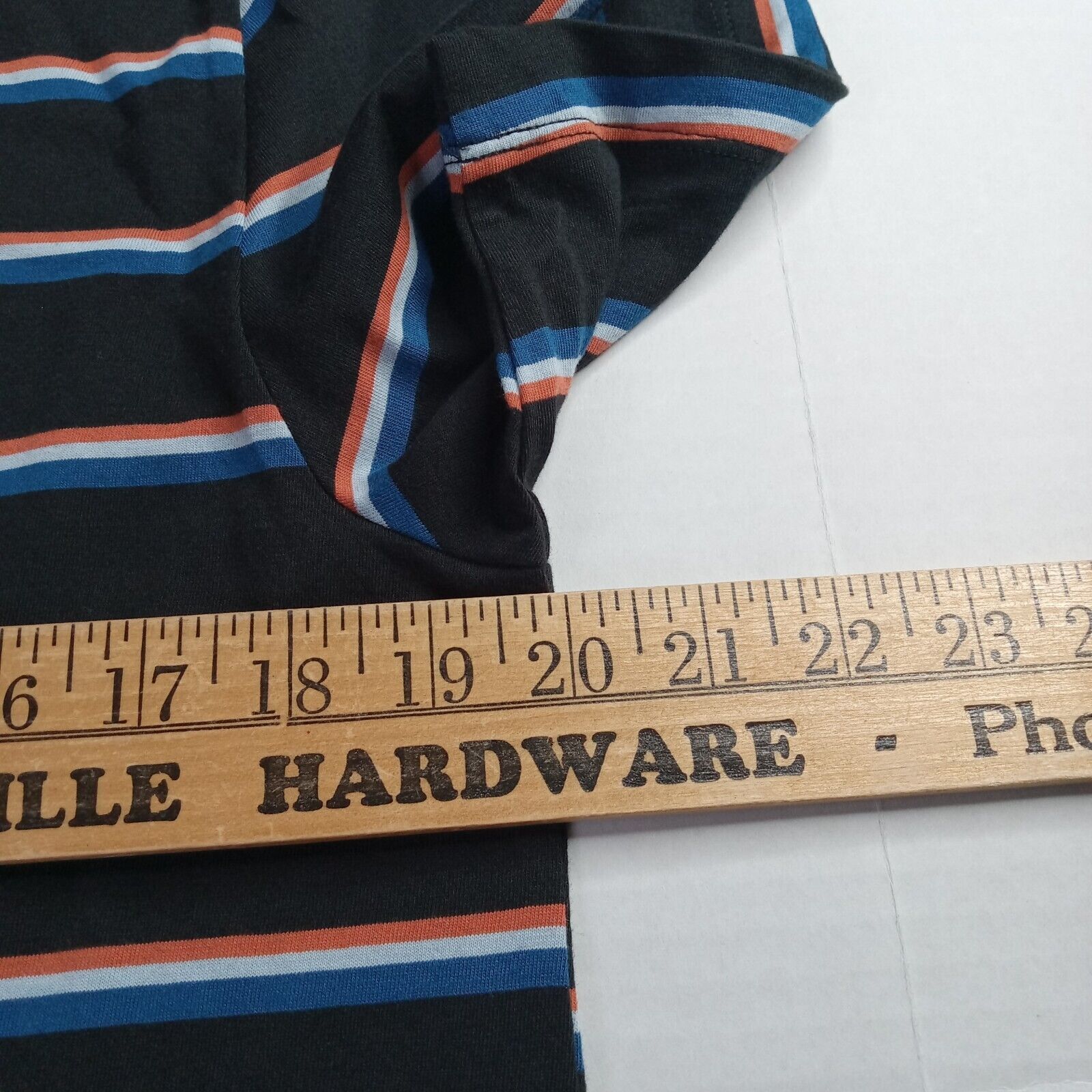 Nike Nike Sportswear Club Stripe Logo T-Shirt Tee Men's M Black Size US M / EU 48-50 / 2 - 4 Thumbnail