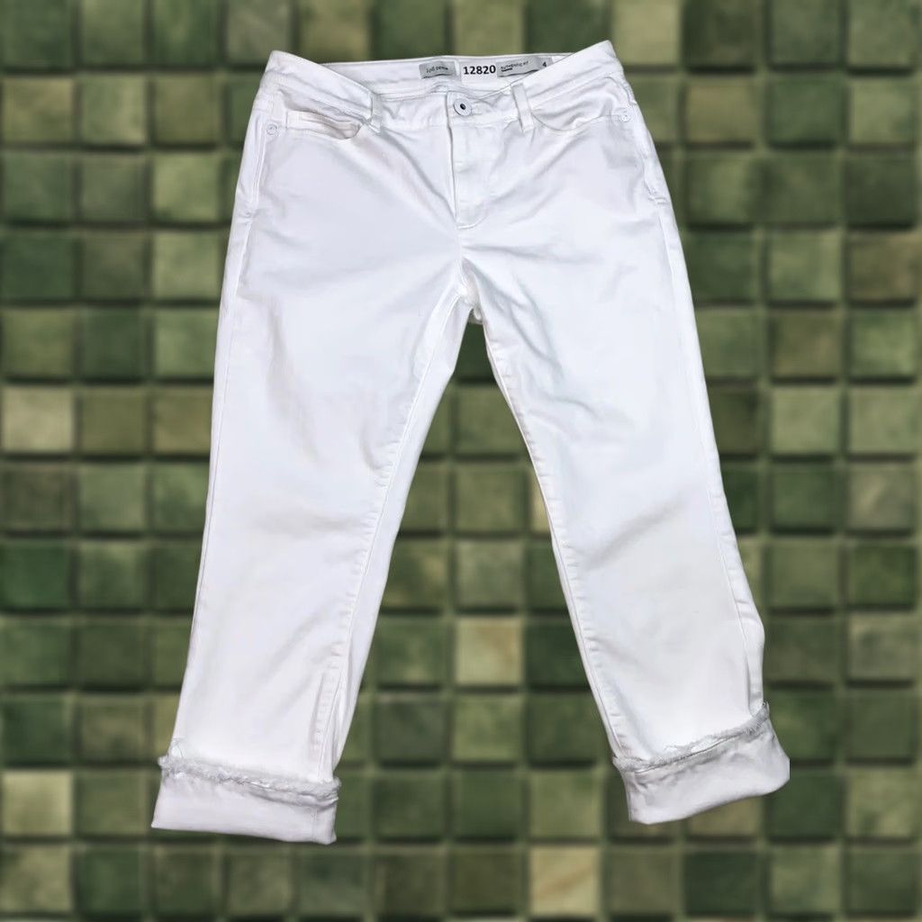 J. Jill J. Jill Denim Authentic Fit Cropped Stretch White Jeans Womens 4-12820 Size 27" / US 4 / IT 40 - 1 Thumbnail