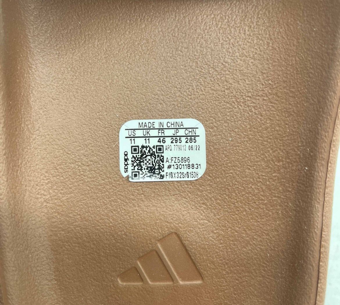 Adidas Adidas Yeezy Slide Flax Size US 11 / EU 44 - 5 Thumbnail