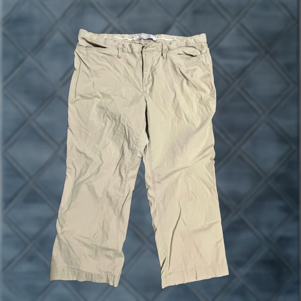 Old Navy VINTAGE Old Navy Capri Pants Women Regular 12 Inseam 22" Brown Beig... Size ONE SIZE - 1 Thumbnail