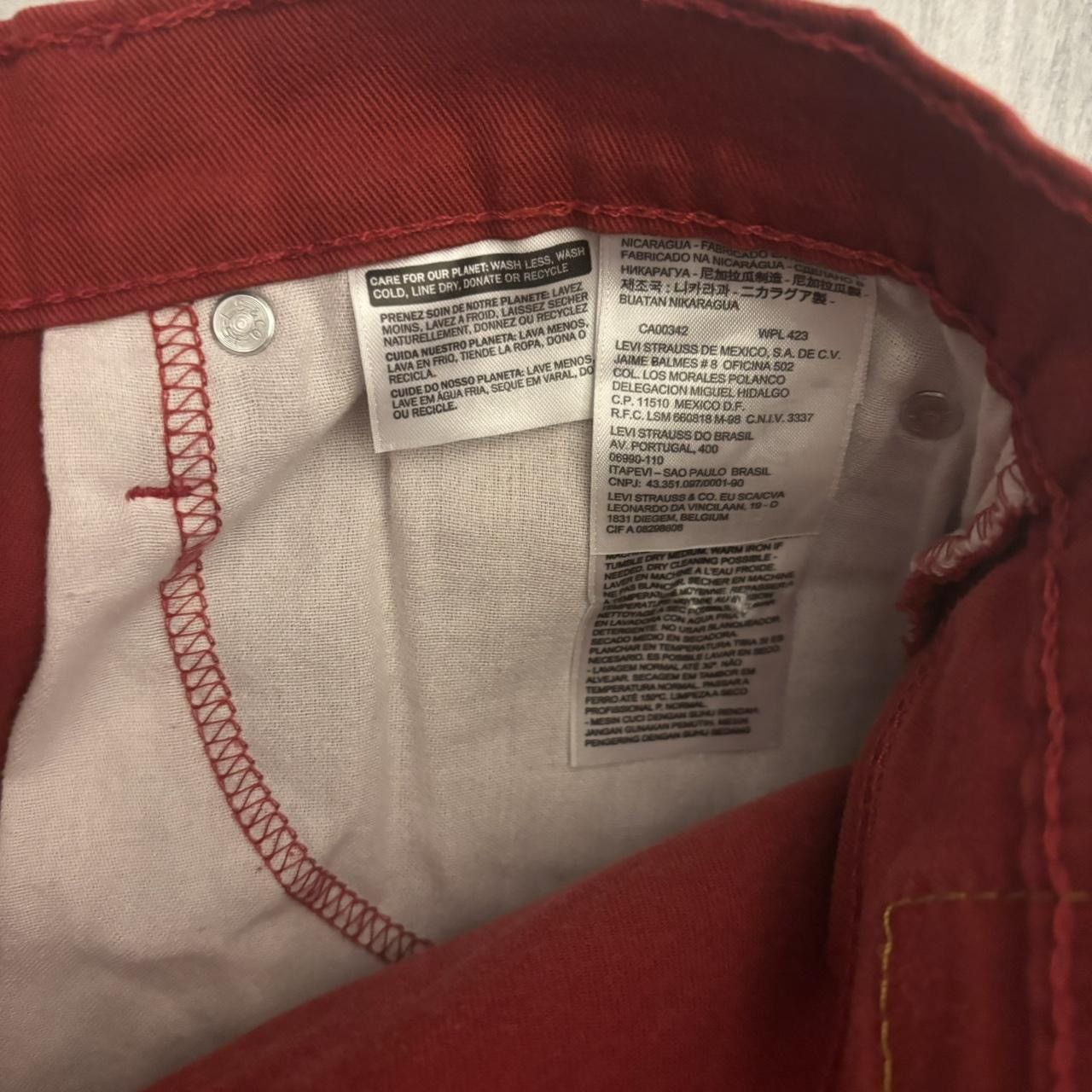 Levi's × Levi's Vintage Clothing × Vintage Baggy Levis Red Jorts Size US 36 / EU 52 - 3 Thumbnail