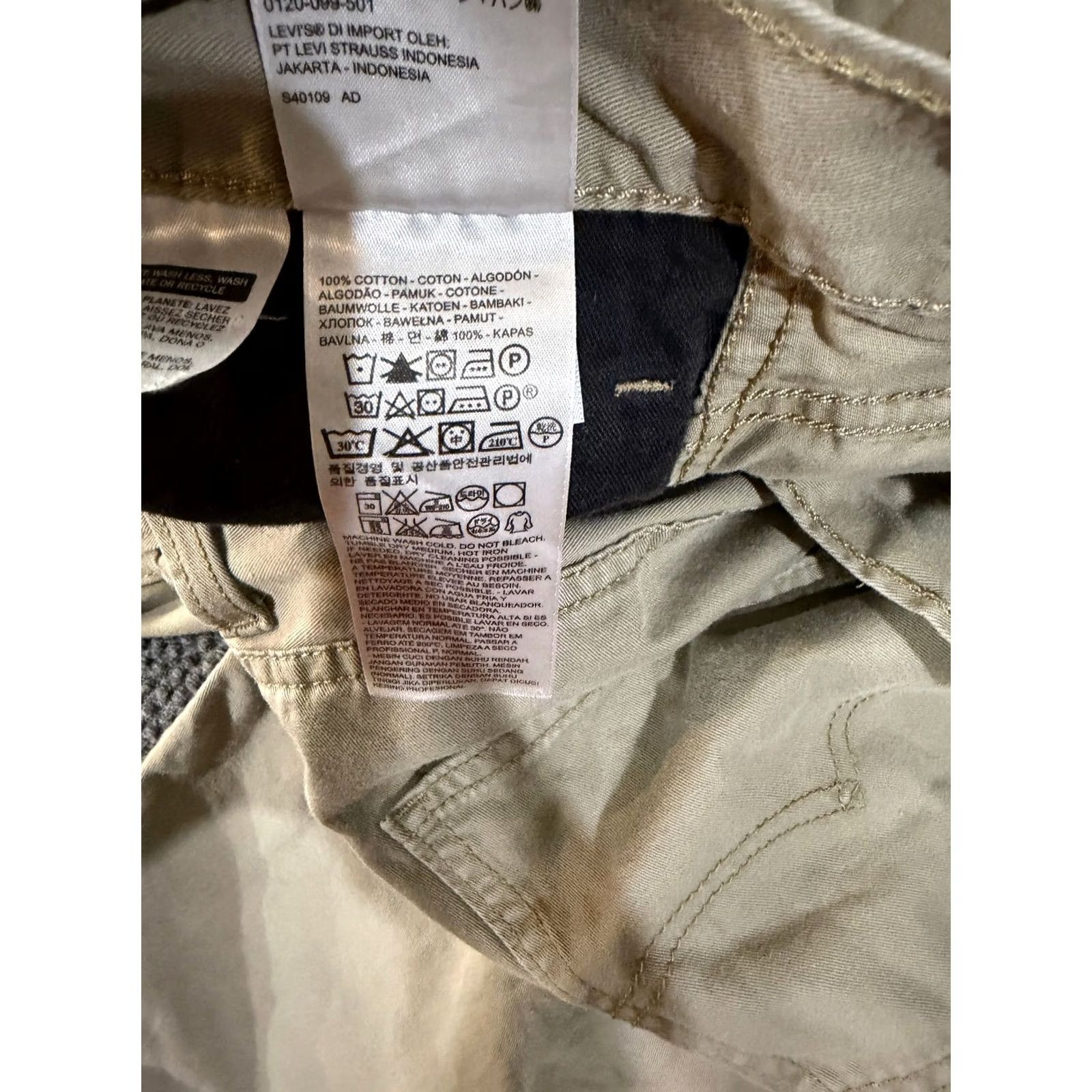 Levi's Levi's 569 Shorts Mens 38 Beige Medium Wash Denim Pocket 5-Pocket Regular Chino Odd Blemishes Front Back Vintage No Size US 38 / EU 54 - 3 Thumbnail