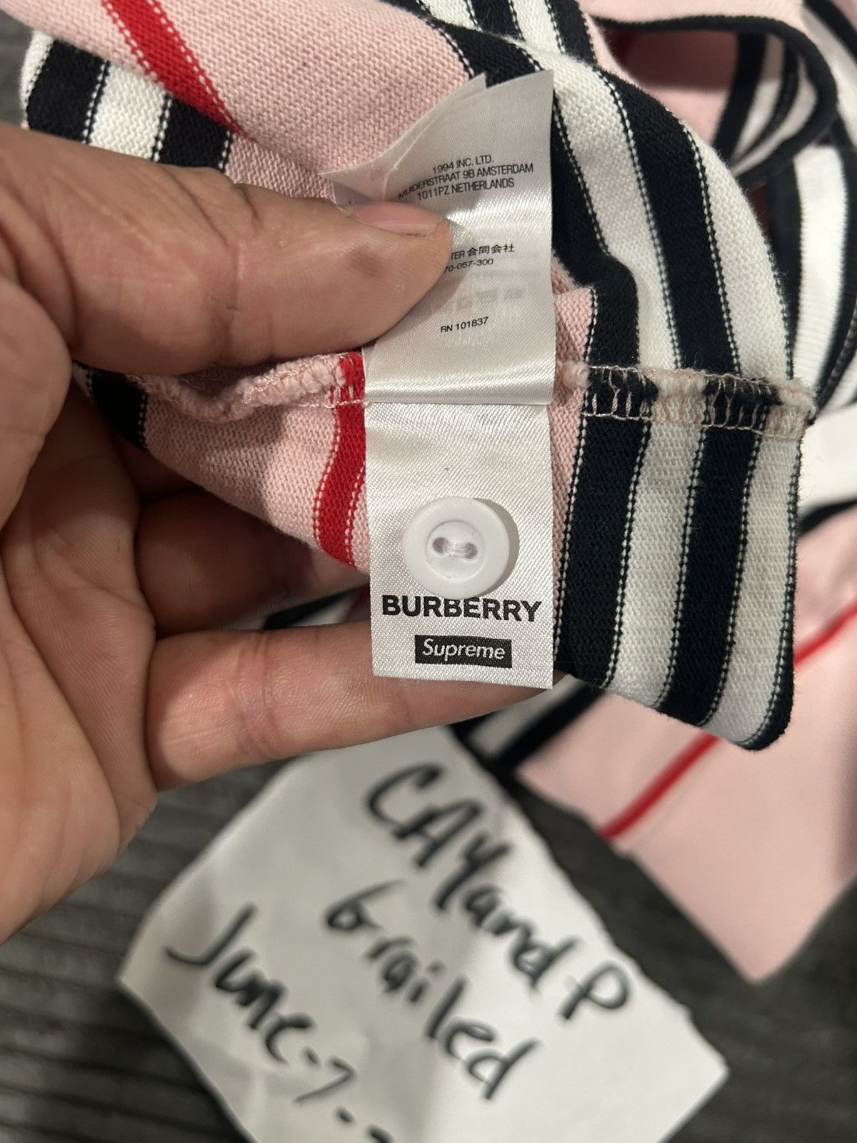 Burberry × Supreme Supreme Burberry pink rugby Size US XXL / EU 58 / 5 - 12 Thumbnail