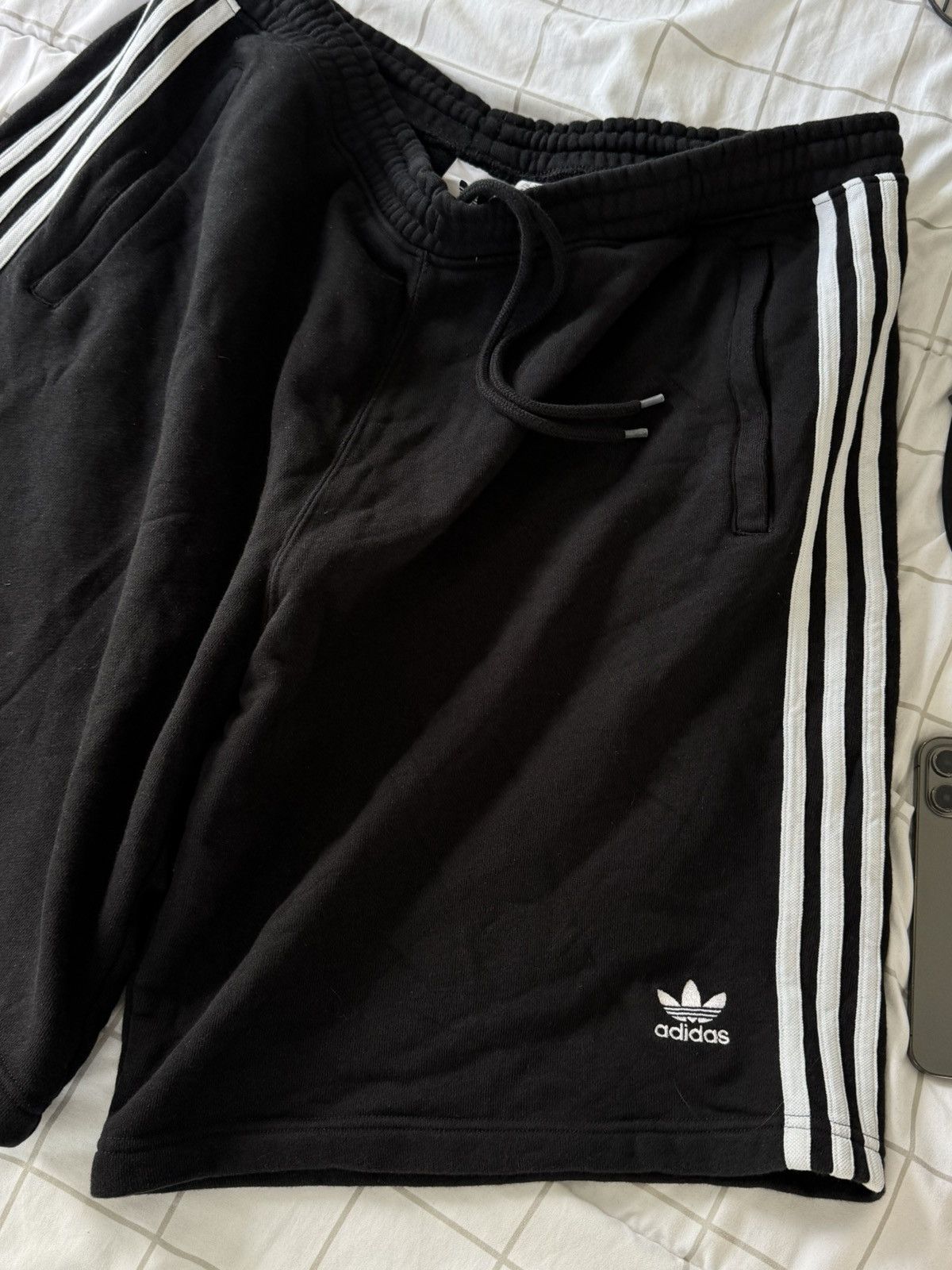 Adidas Adidas Baggy Shorts Balenciaga Style Cotton M/L size Japan Size US 34 / EU 50 - 11 Thumbnail