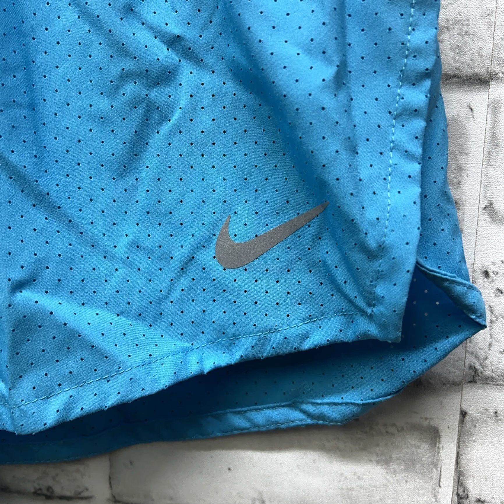 Nike NWT Nike Dri-FIT Athletic Shorts Womens XL Blue - Activewear, Exercise Running Workout Gym Short Tights? Size 40" / US 18 - 2 Thumbnail