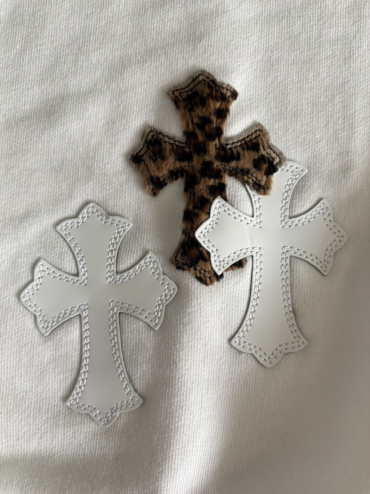 Chrome Hearts Chrome Hearts Leopard And White Patch Crewneck Size US S / EU 44-46 / 1 - 10 Thumbnail