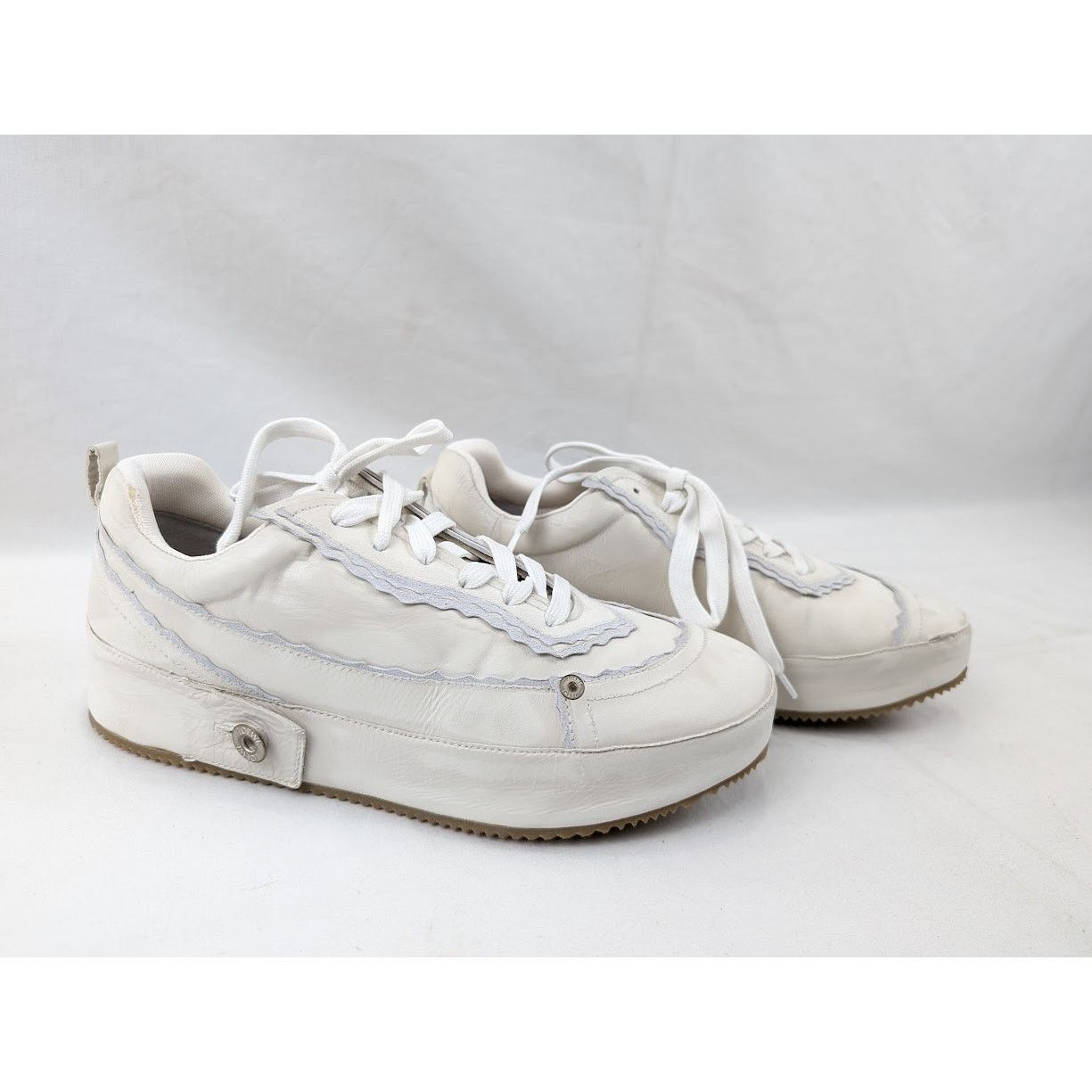 Loewe o1rshd1 Low-Top Leather Sneakers in White Size US 10 / EU 43 - 11 Thumbnail