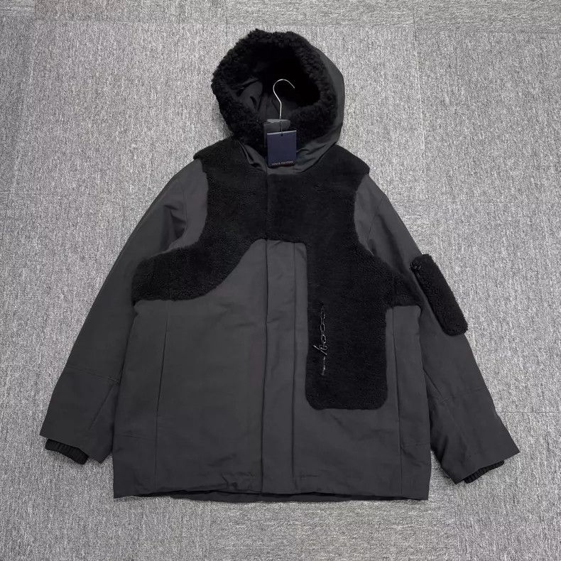 Louis Vuitton Louis Vuitton Patchwork parka Nextarrow-2505 Size US M / EU 48-50 / 2 - 1 Thumbnail