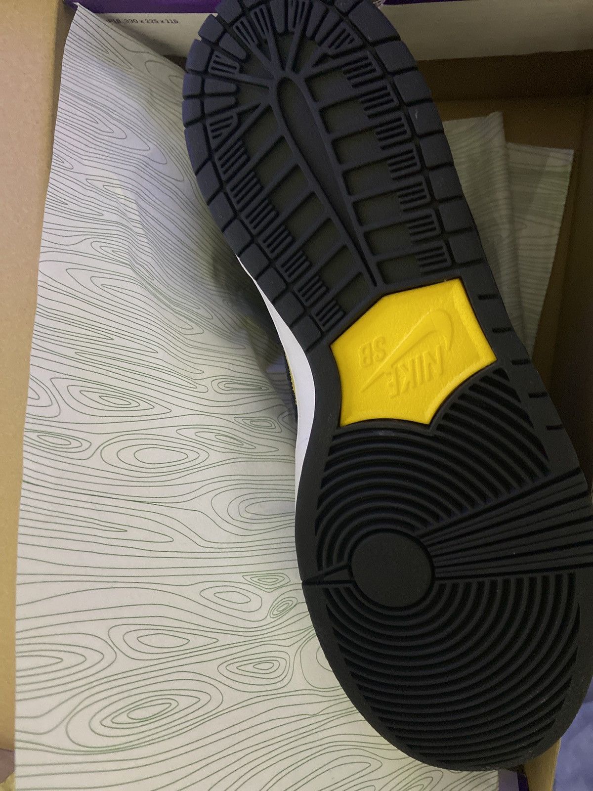 Nike Nike SB Reverse Golden Rod SZ 8.5 dead stock Size US 8.5 / EU 41-42 - 7 Thumbnail