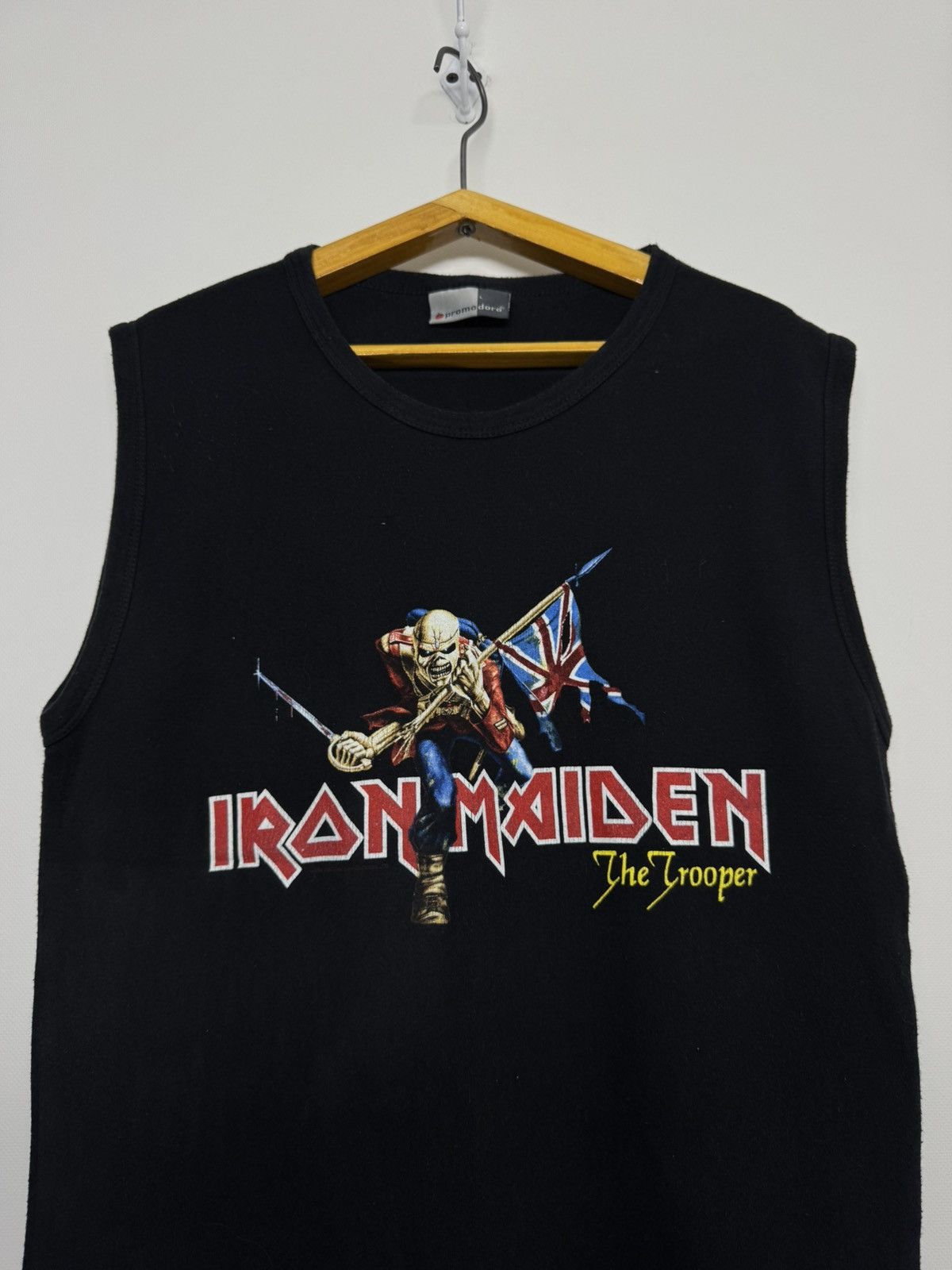 Iron Maiden Vintage Y2k T Shirt Sleeveless Iron Maiden 90’s Size US L / EU 52-54 / 3 - 3 Thumbnail