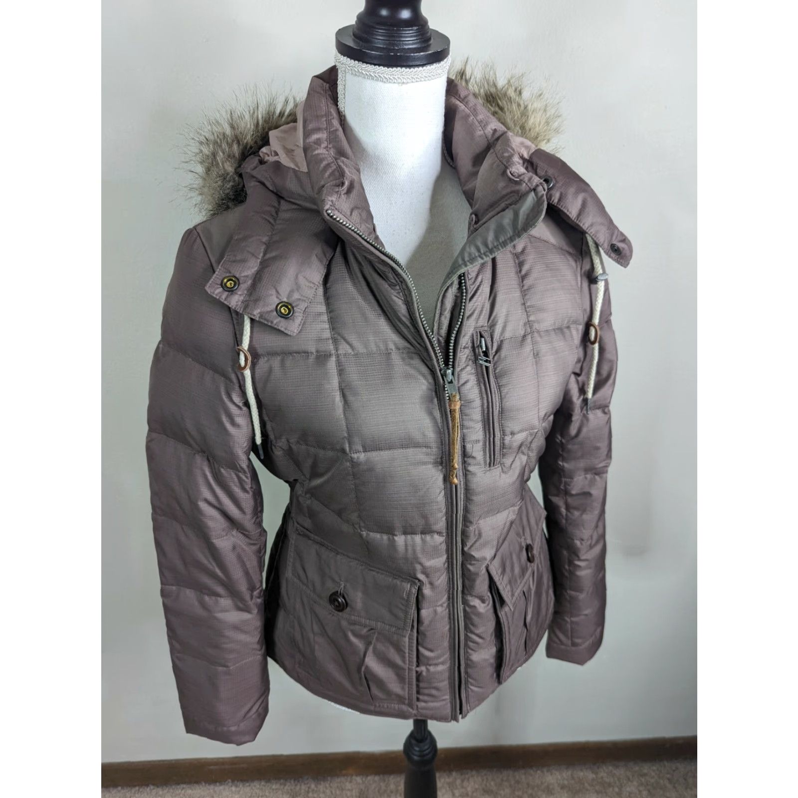 Eddie Bauer Eddie Bauer Jacket Womens Hooded Down Yukon Model EB550 Premium Goose Down Sz S P Purple Knit Collar Faux Fur Trim Zip Size S / US 4 / IT 40 - 2 Thumbnail