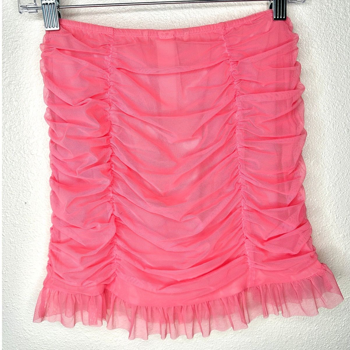 Victoria's Secret NWT Victorias Secret Pink Mesh Pleated Ruched Mini Skirt 6 Size 28" / US 6 / IT 42 - 4 Thumbnail