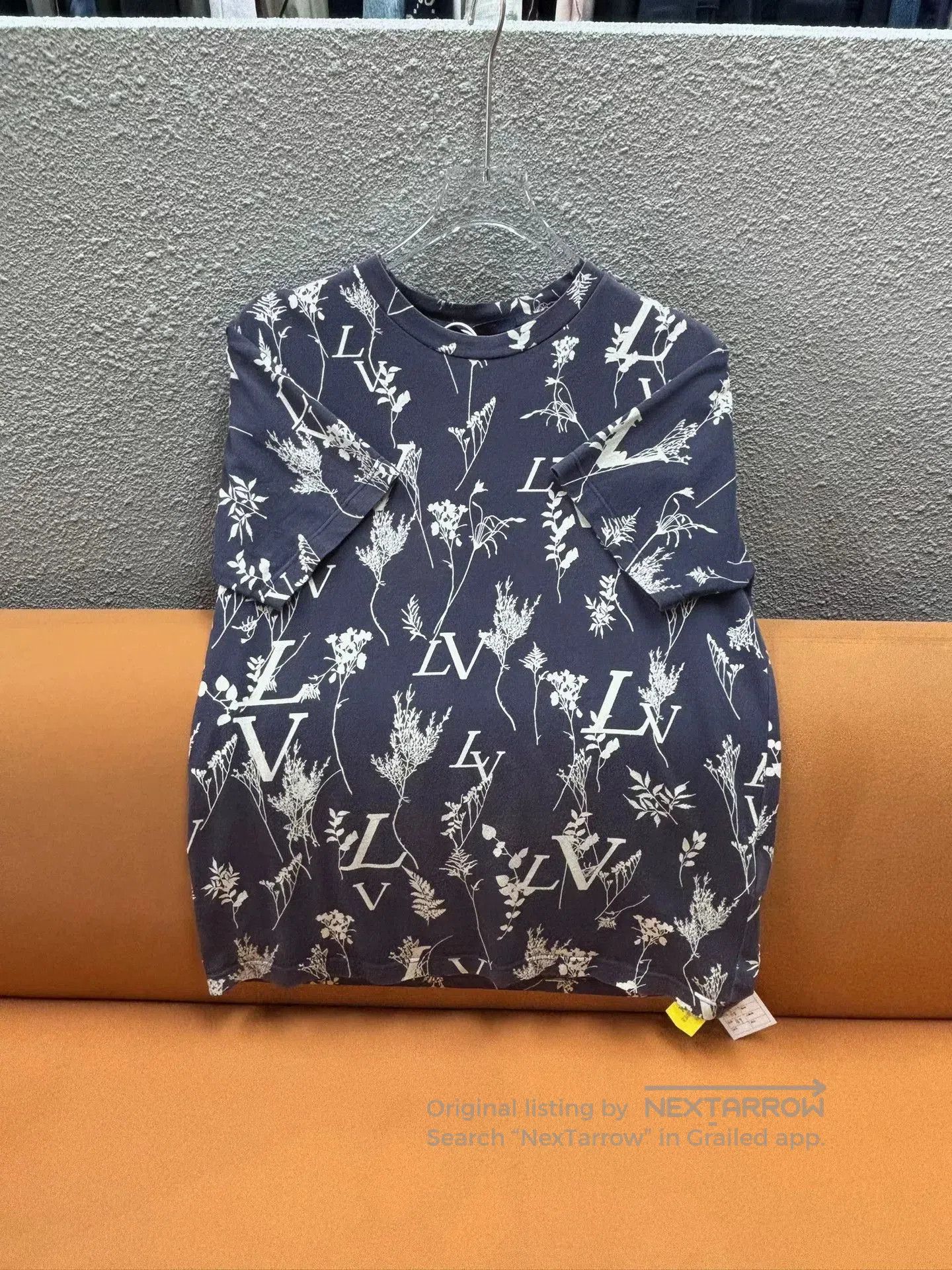 Louis Vuitton Louis Vuitton Letter Print Crewneck T. Size US M / EU 48-50 / 2 - 3 Thumbnail