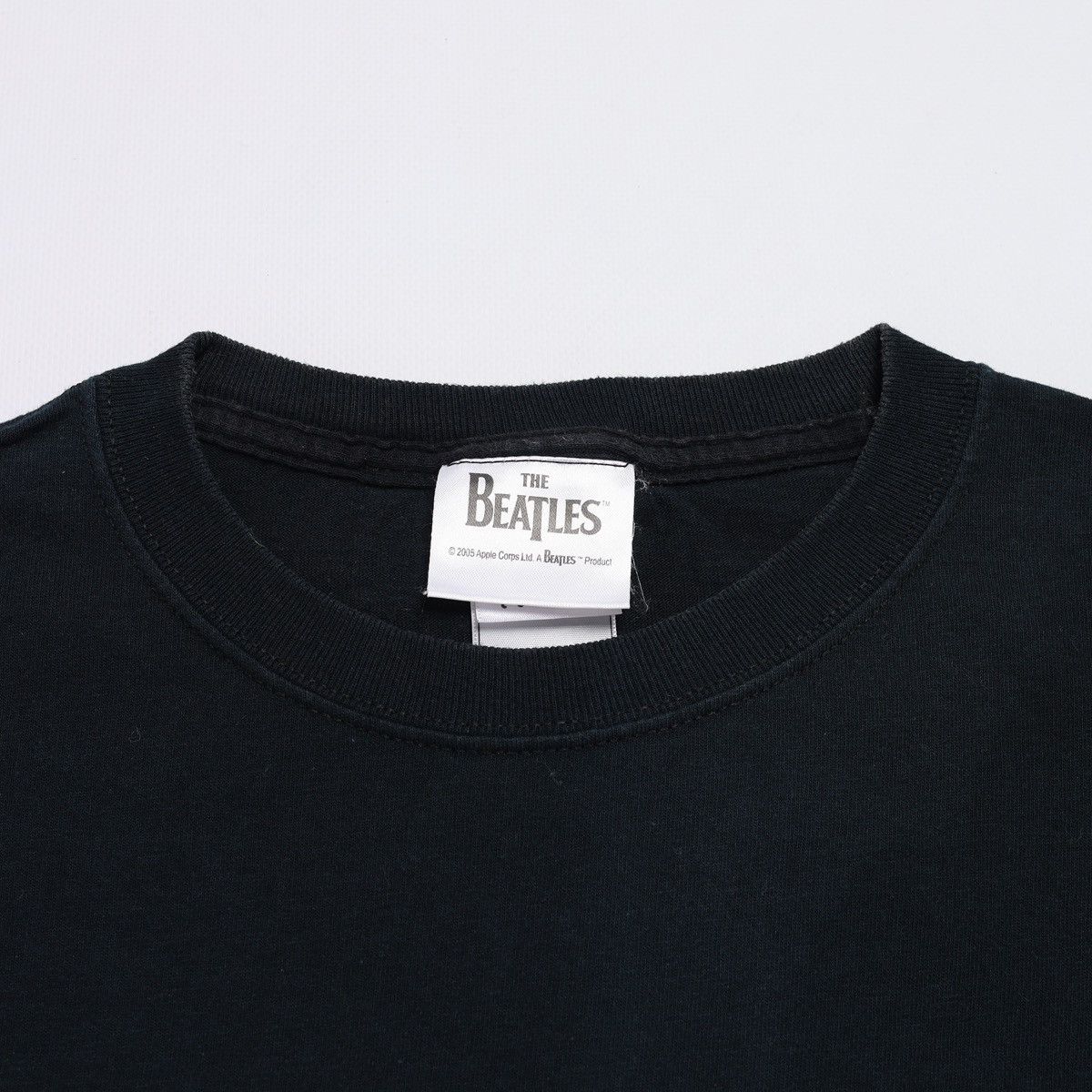 Band Tees 2005 The Beatles Black Tee t-shirt Size US M / EU 48-50 / 2 - 7 Thumbnail