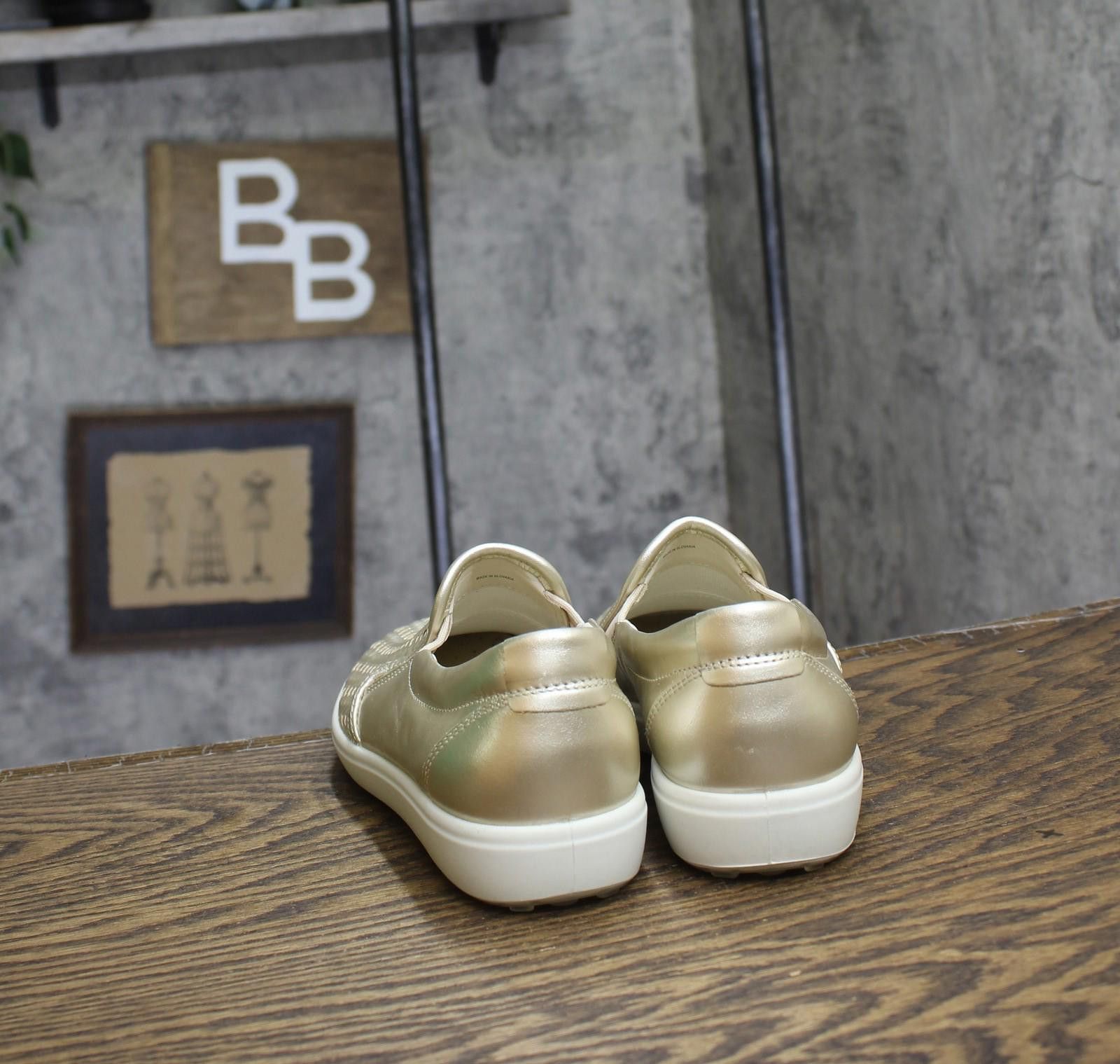Ecco Ecco 7 Slip On 2.0 Sneaker White / Gold Eur 38 (us 7-7.5) Size US 7 / IT 37 - 4 Thumbnail