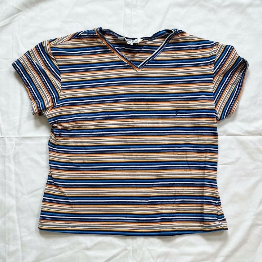 Guess Guess Y2k Blue Crop Tee Youth XLarge Womens Small/Medium Size S / US 4 / IT 40 - 1 Thumbnail