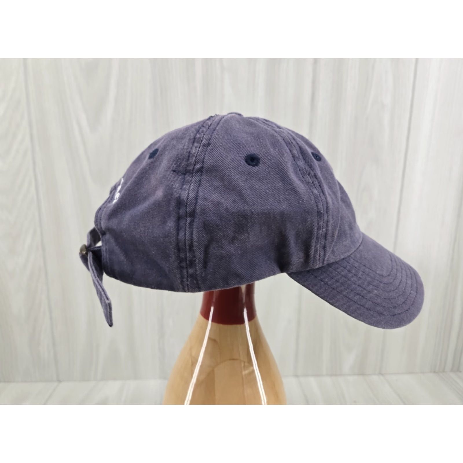 Vineyard Vines Vineyard Vines Distressed Adjustable Hat Cap Whale Blue Baseball Cap One Size Men Women Size ONE SIZE - 6 Thumbnail