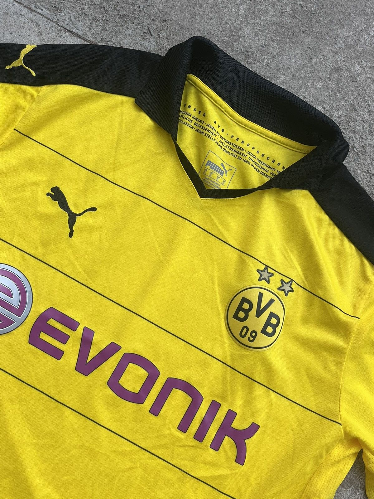Puma 2015-16 Borussia Dortmund Home Soccer Jersey Puma Size US XL / EU 56 / 4 - 2 Thumbnail