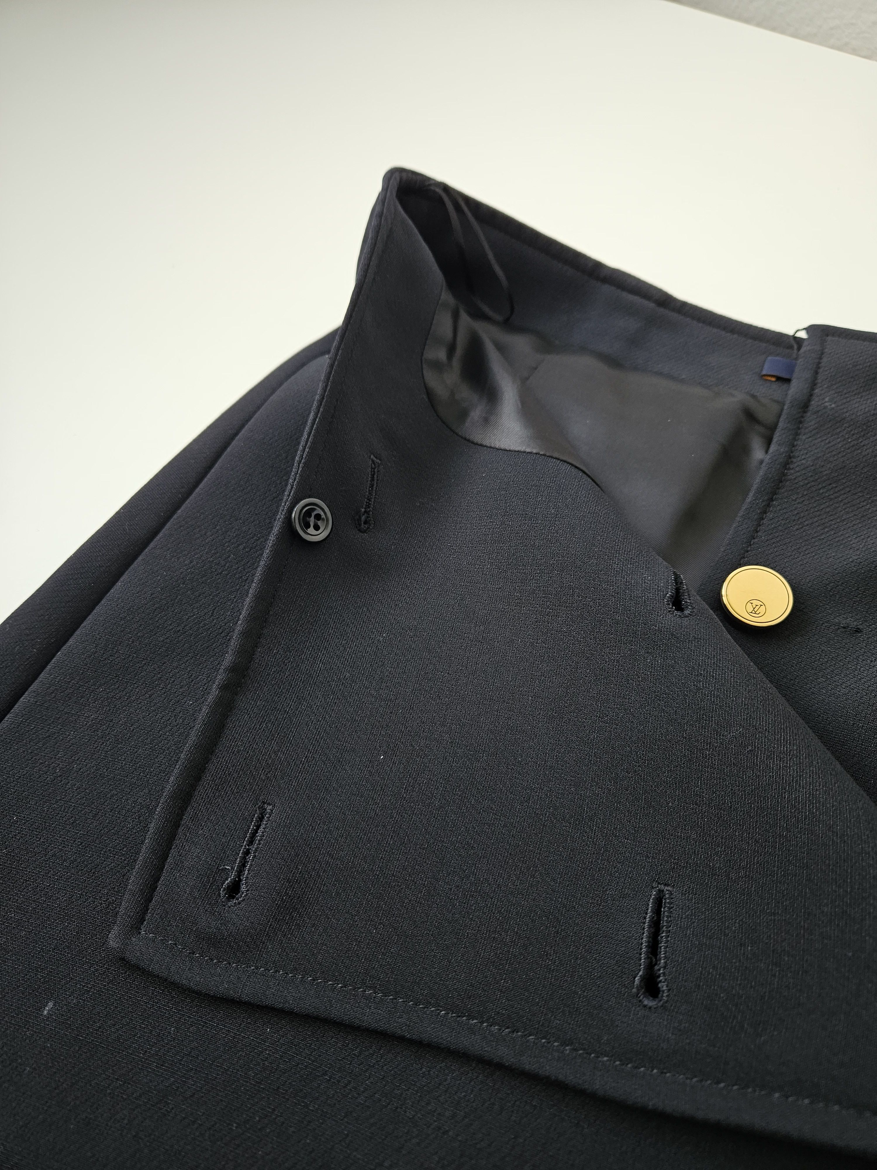 Louis Vuitton Louis Vuitton buttoned wool and silk mini skirt Size 26" / US 2 / IT 38 - 13 Thumbnail