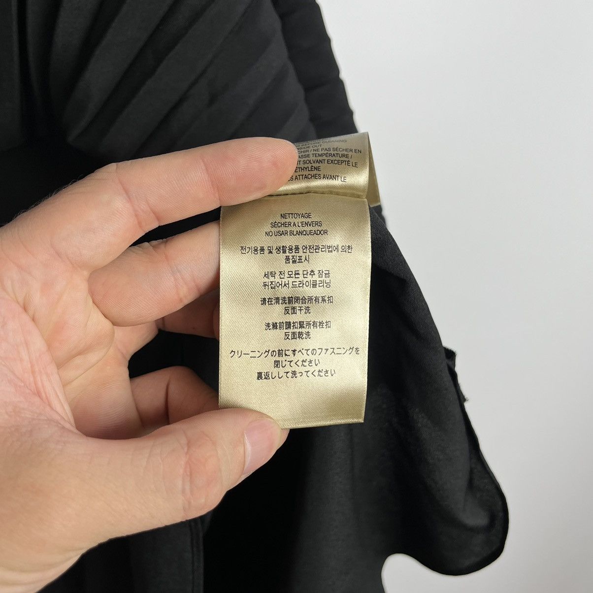Burberry Ladies Burberry pleated midi skirt Size 28" / US 6 / IT 42 - 16 Thumbnail