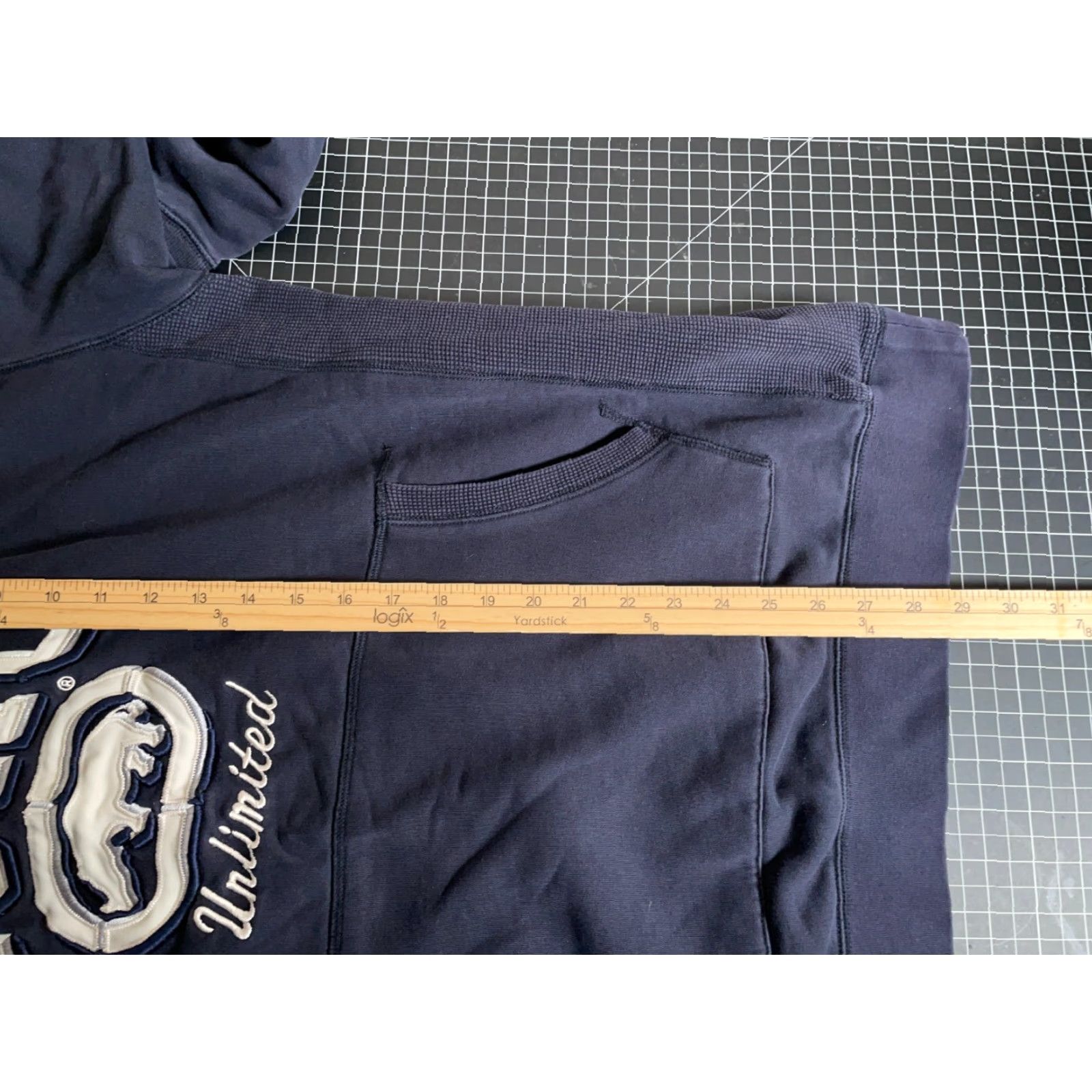 Ecko Unltd. VINTAGE Ecko Unltd. Embroidered Hoodie Men Large Dark Blue Sweatshirt Thermal Hood Hoodie Size US L / EU 52-54 / 3 - 6 Thumbnail