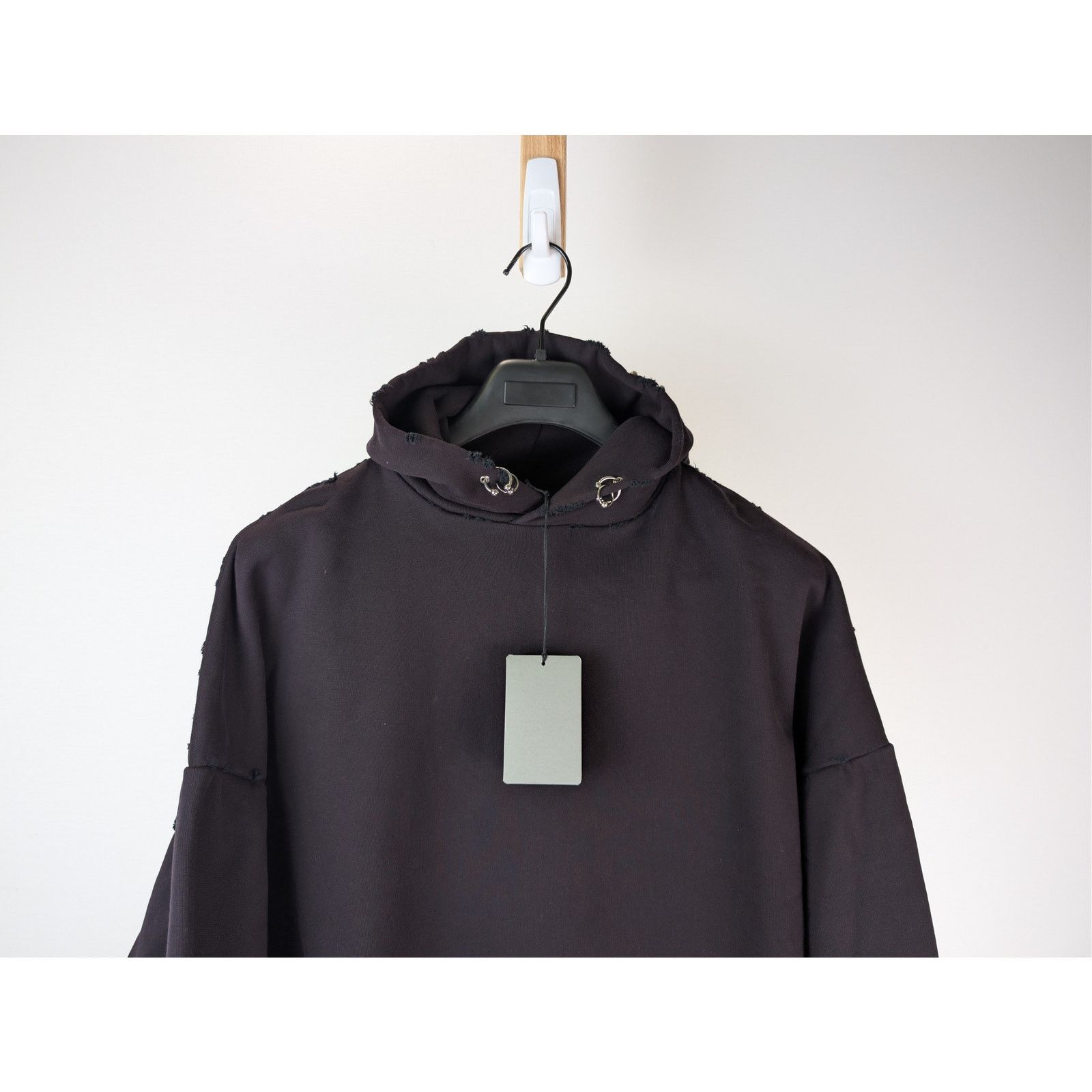Balenciaga o1rshd1 Pierced Round Hoodie in Washed Black Size US M / EU 48-50 / 2 - 3 Thumbnail