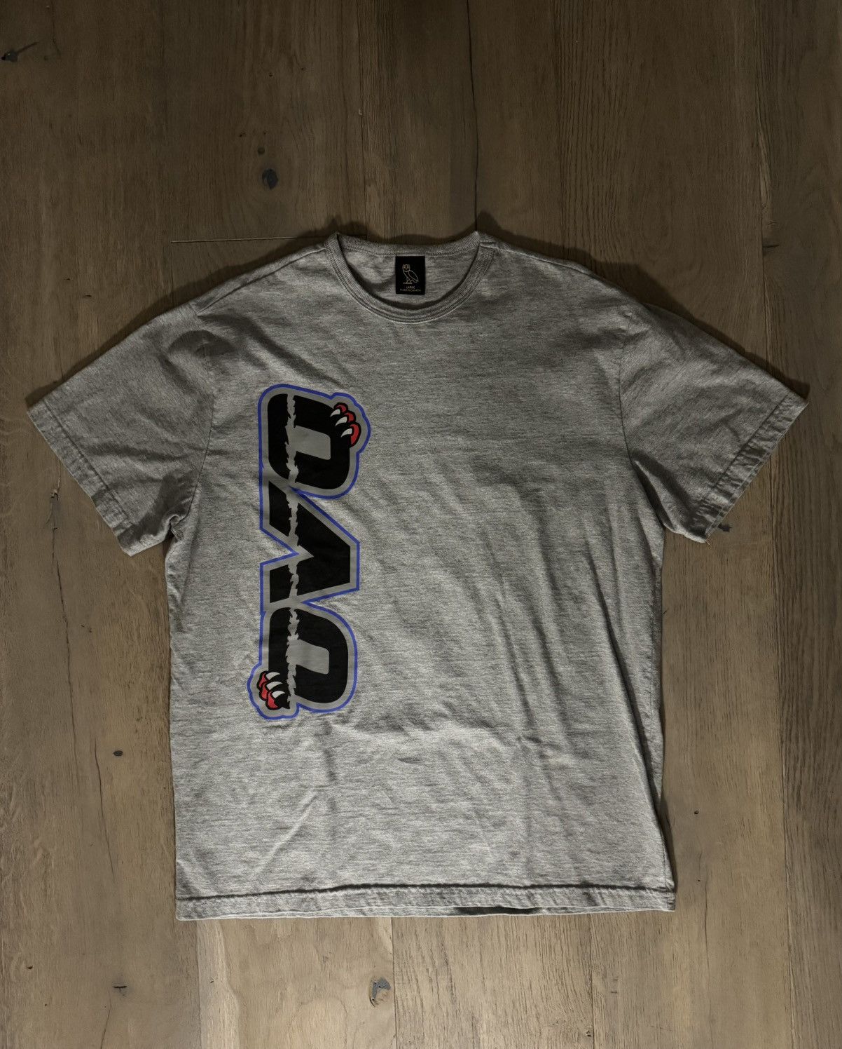 October's Very Own Drake OVO Side Logo Grey Tee Size US L / EU 52-54 / 3 - 1 Thumbnail