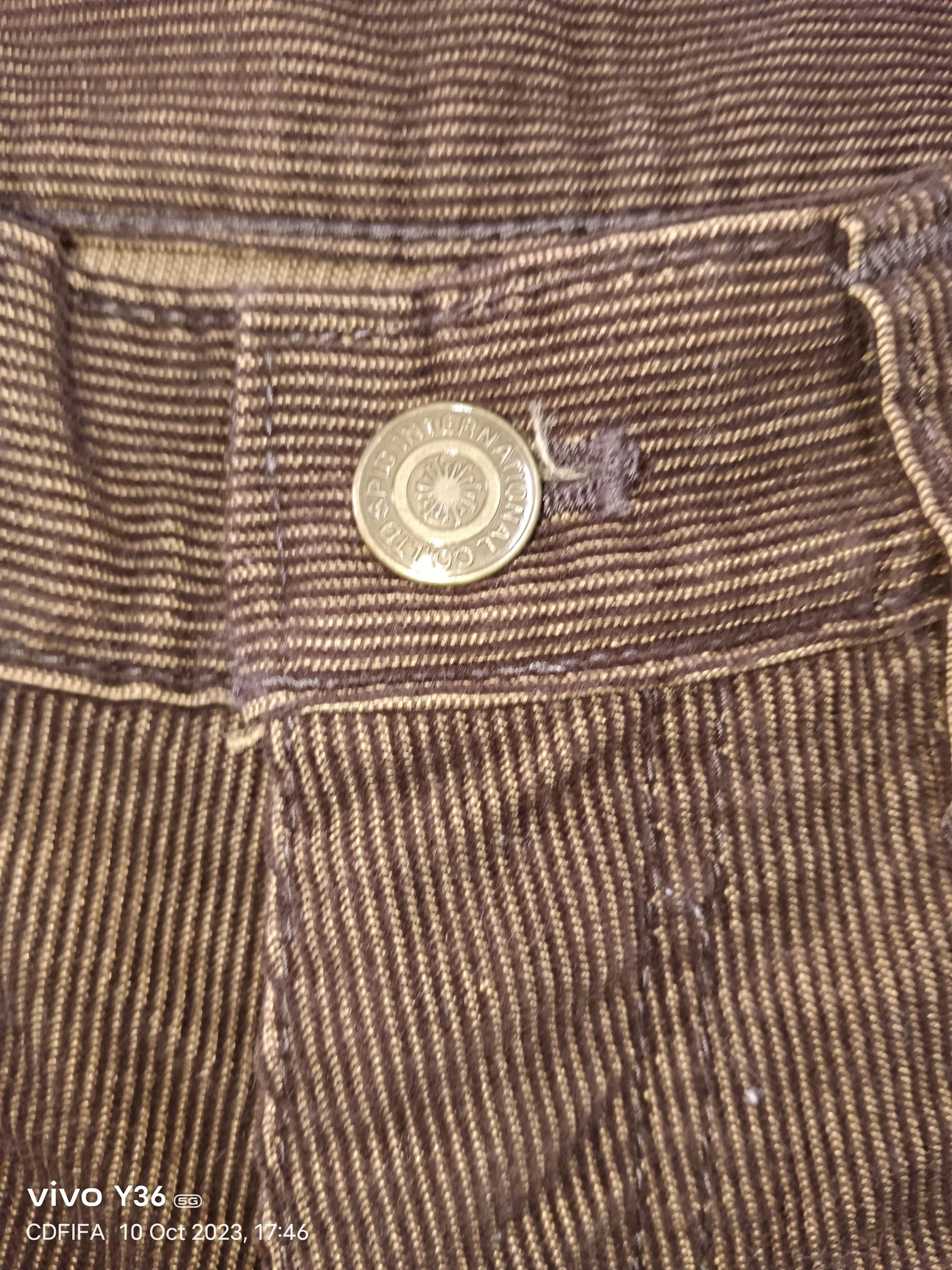 Tornado Mart Rare!!🇯🇵Tornado Mart Minimalist Flare Corduroy Jeans Size US 28 / EU 44 - 7 Thumbnail