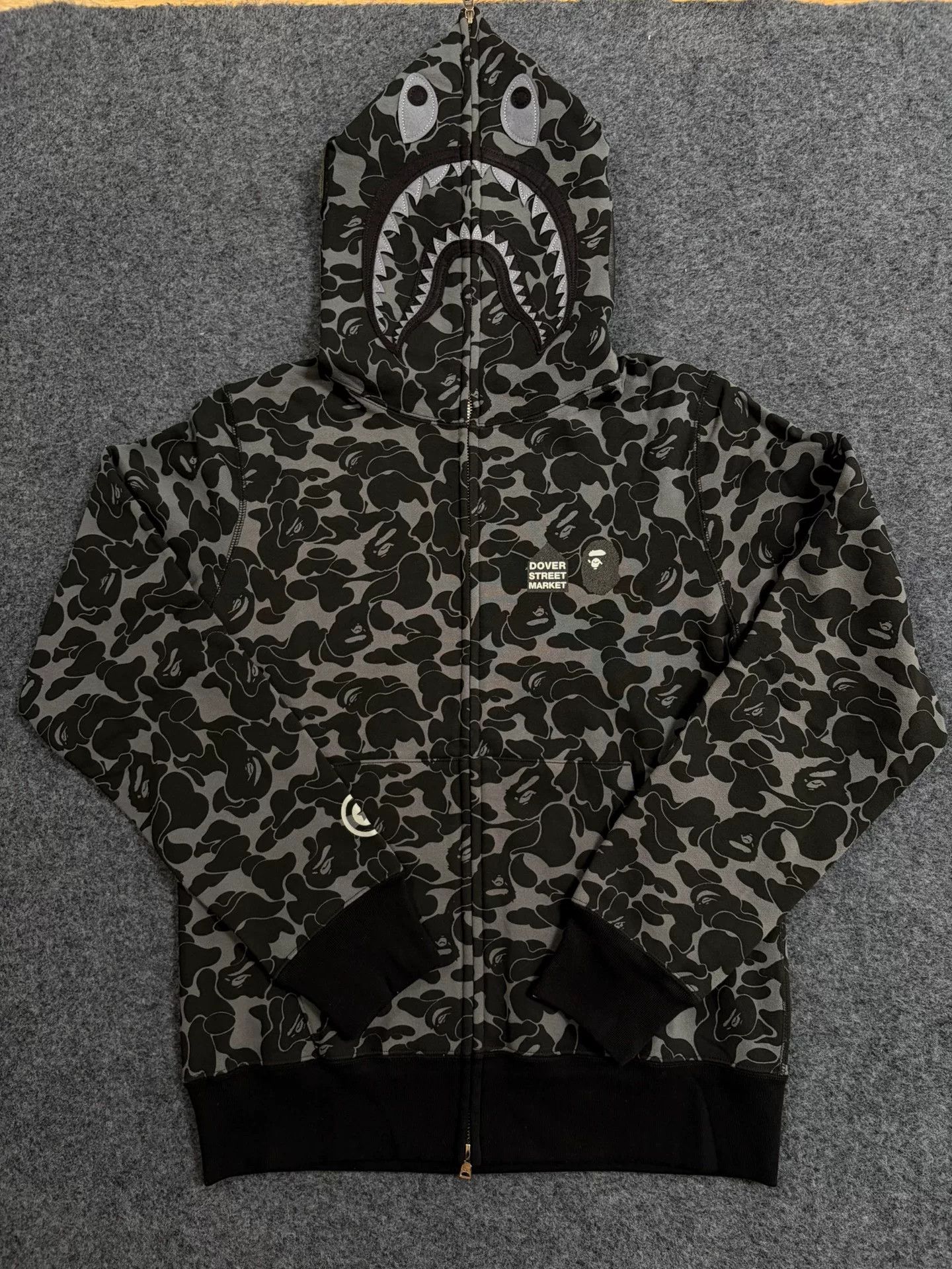 Bape Bape D Multi Shark Sweatshirt Pullover Size US M / EU 48-50 / 2 - 1 Thumbnail