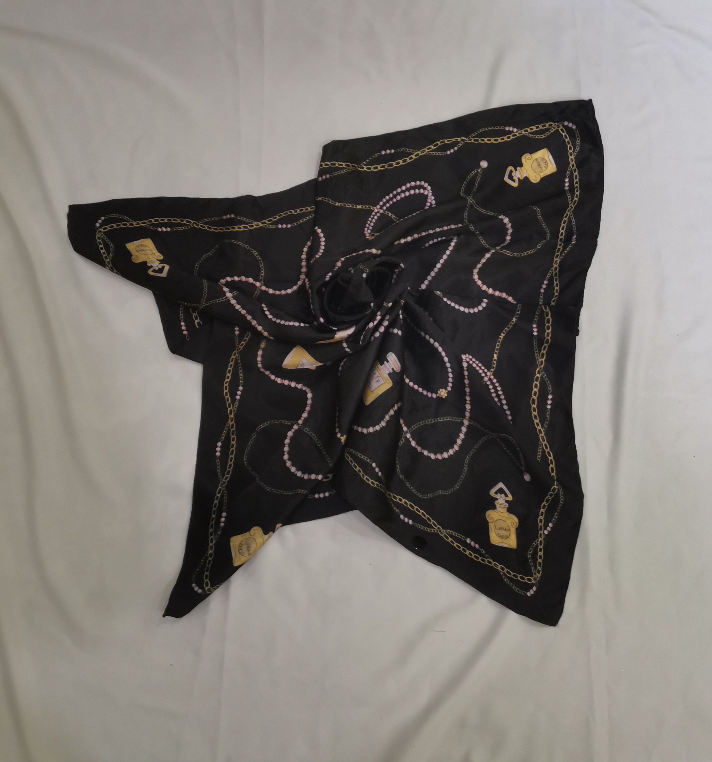 Vintage Rare vintage luxury scarves nice design Size ONE SIZE - 3 Thumbnail