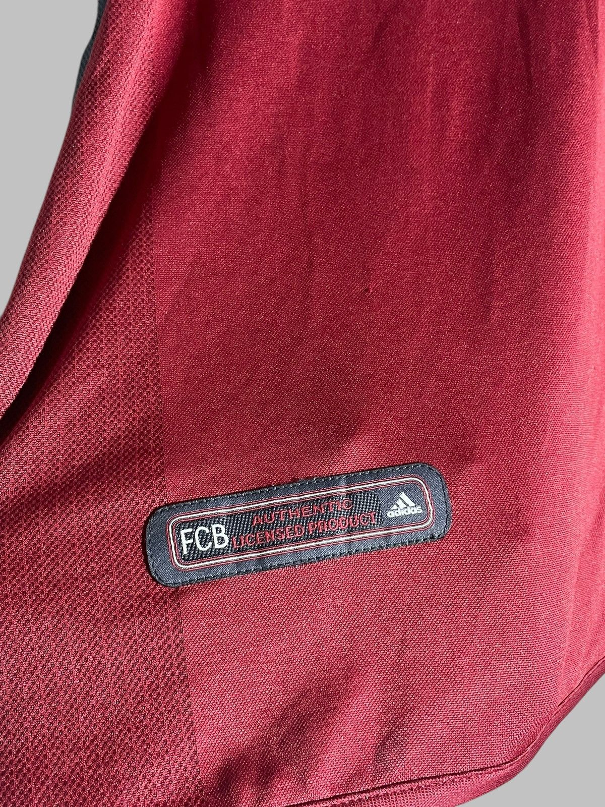 Adidas × Vintage #9 Elber Bayern Munchen Adidas 2001/02 Vintage Home Jersey Size US S / EU 44-46 / 1 - 11 Thumbnail