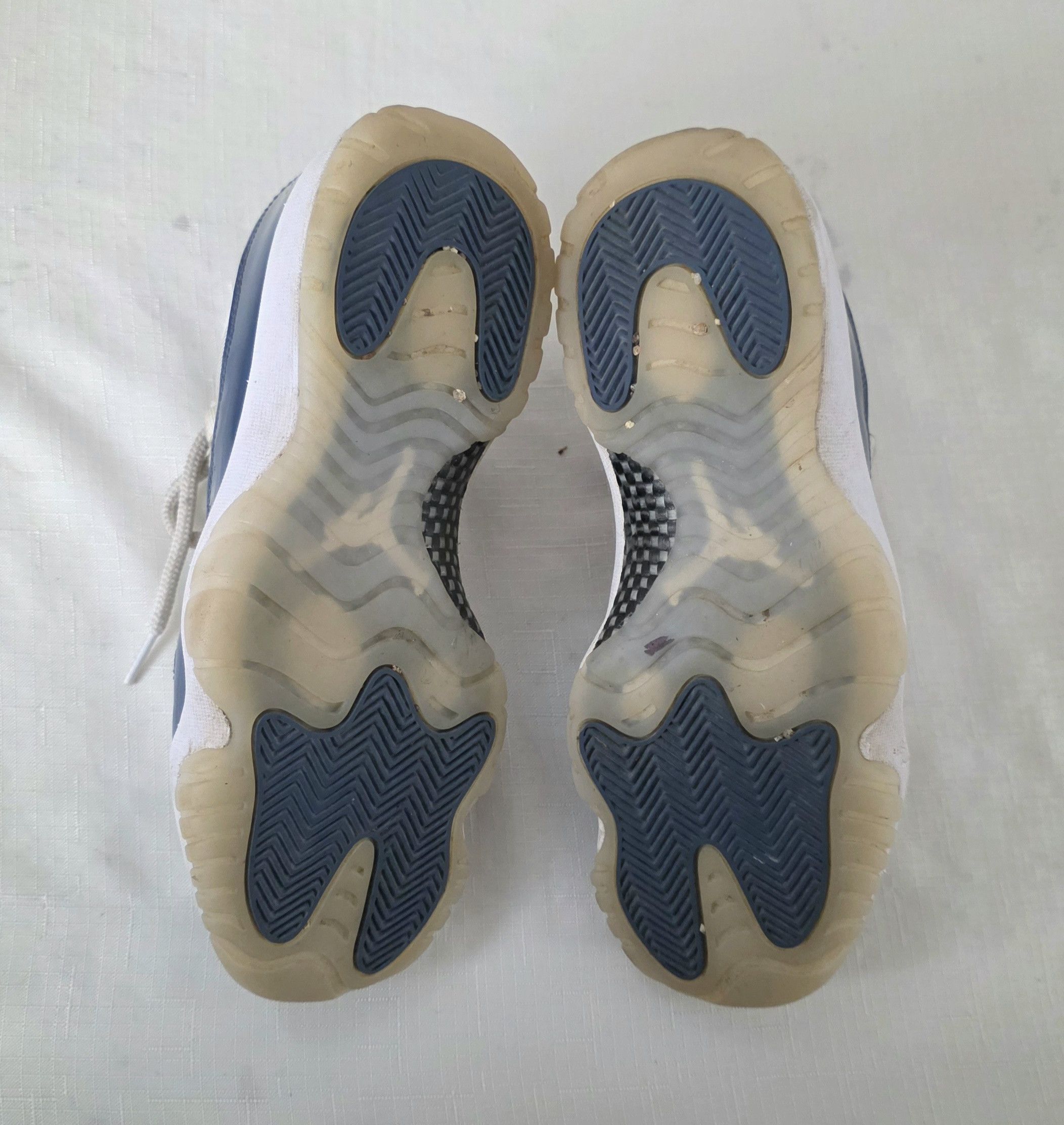 Jordan Brand Nike Air Jordan 11 Retro Low Diffused Blue FV5104-104 sz 8.5 Size US 8.5 / EU 41-42 - 8 Thumbnail