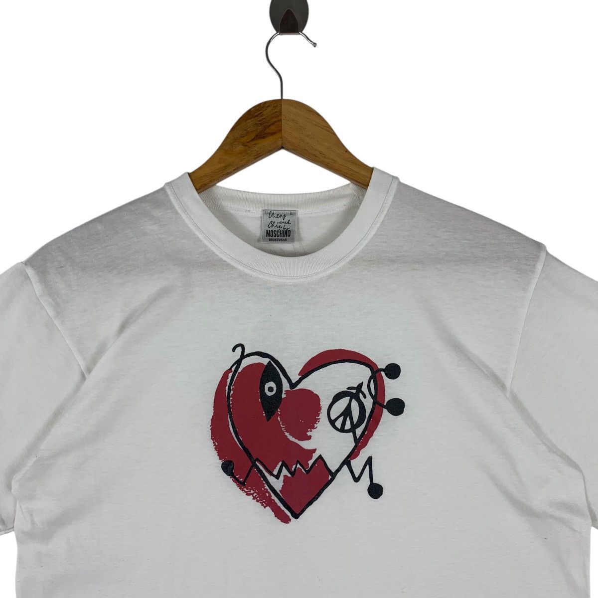 Moschino × Vintage Vintage MOSCHINO Underwear heart printed designer tee Size US L / EU 52-54 / 3 - 2 Thumbnail