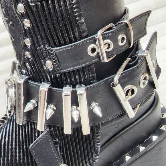 Other DEMONIA Bear 150 Platform Ankle Boots Goth Punk Stud & Skull Size US 6 / IT 36 - 9 Thumbnail