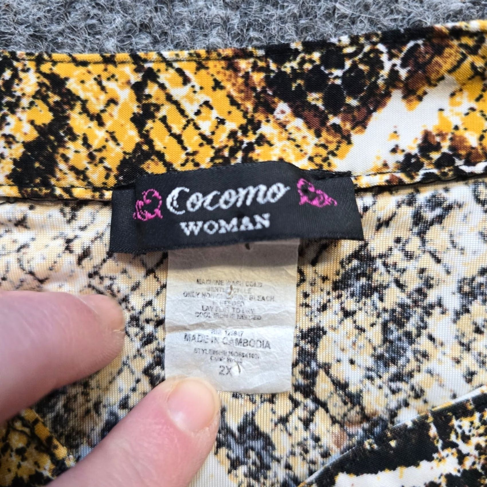 Vintage Cocomo Top Womens 2X Yellow Snakeskin 3/4 Sleeve V-Neck Stretchy Casual Blouse Size XXL / US 16-18 / IT 52-54 - 4 Thumbnail