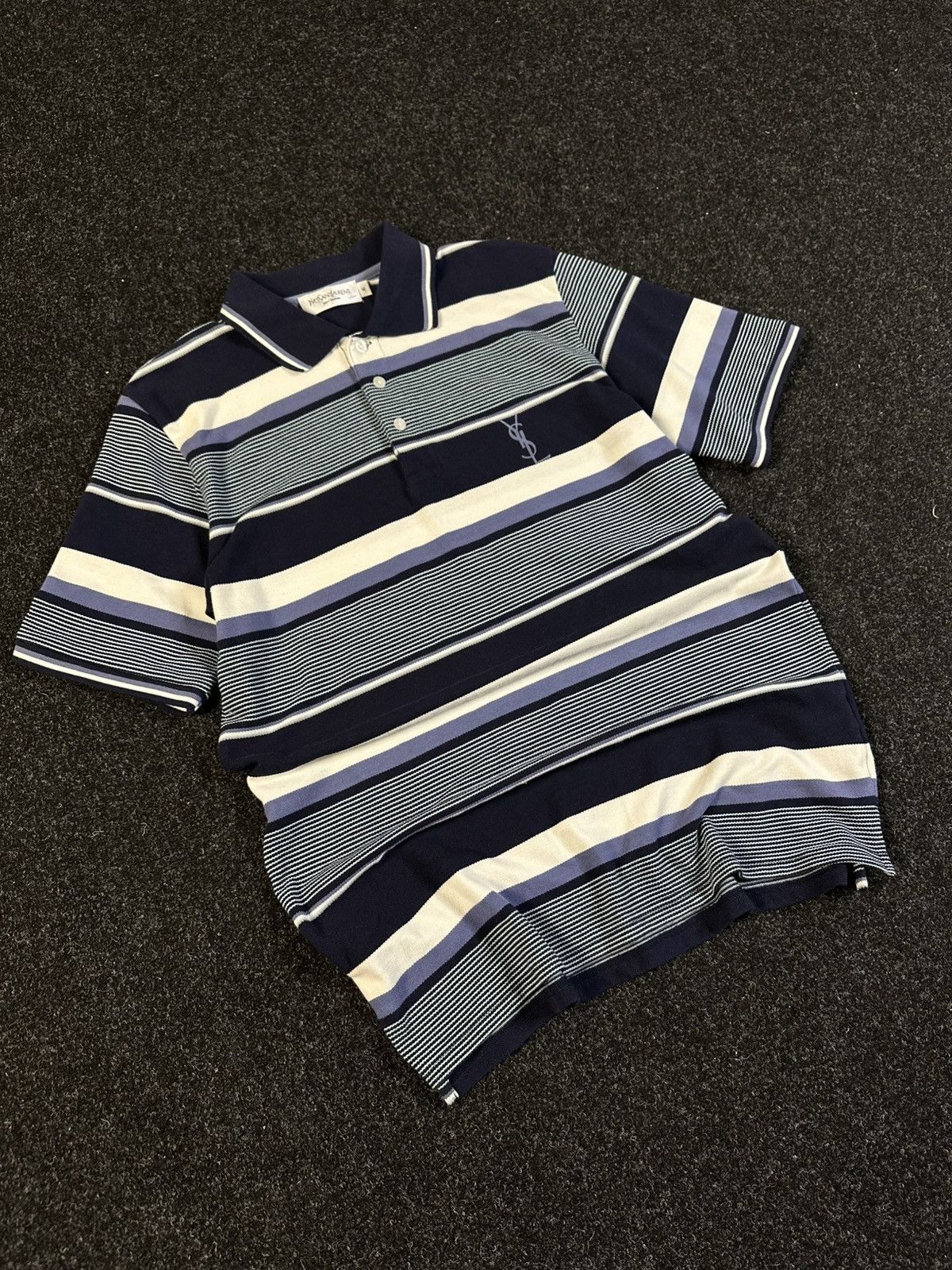 Yves Saint Laurent Yves Saint Laurent Striped Polo Shirt Size M Navy White 9/10 Size US M / EU 48-50 / 2 - 3 Thumbnail
