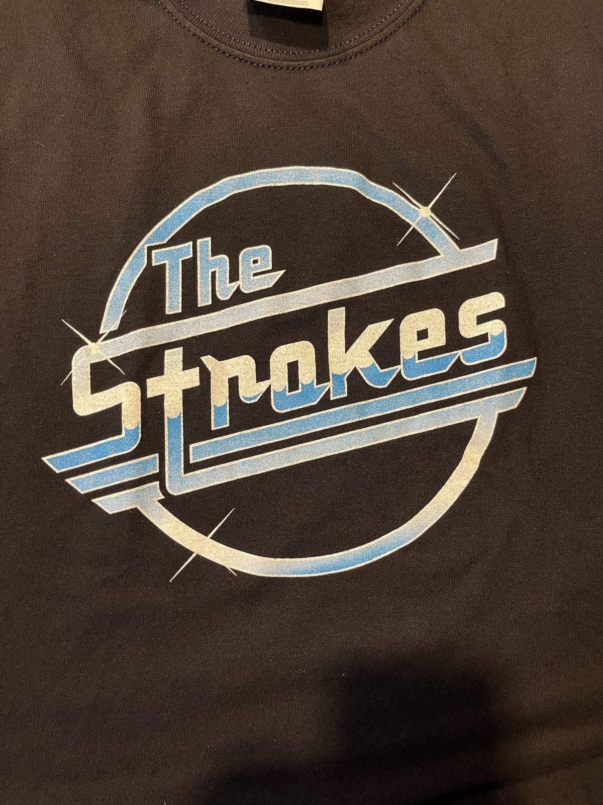 Band Tees × Vintage Crazy The Strokes band tee great condition Size US S / EU 44-46 / 1 - 2 Thumbnail