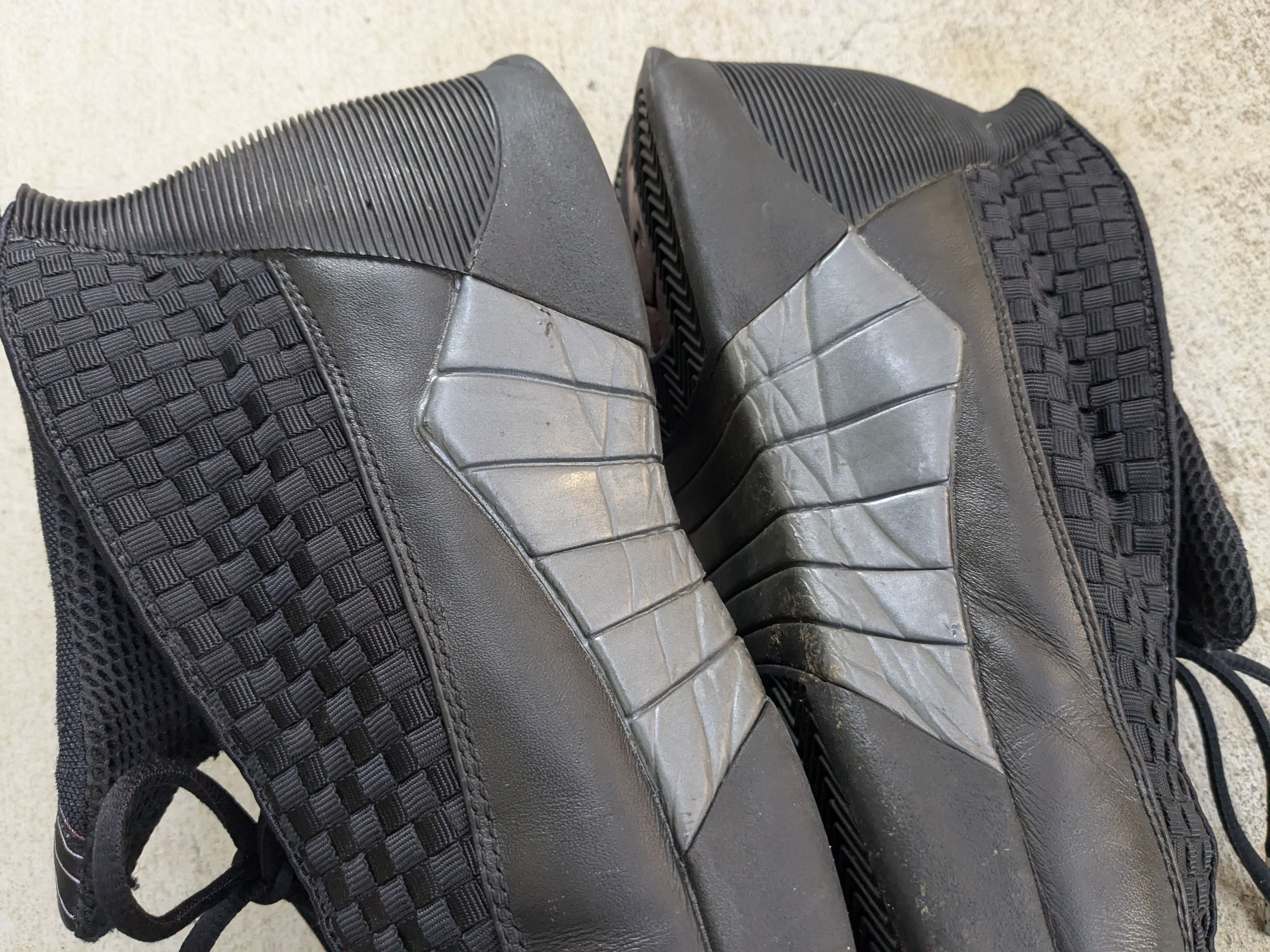 Jordan Brand Nike Air Jordan Retro 15 Stealth 881429-001 Black 10.5 Size US 10.5 / EU 43-44 - 11 Thumbnail