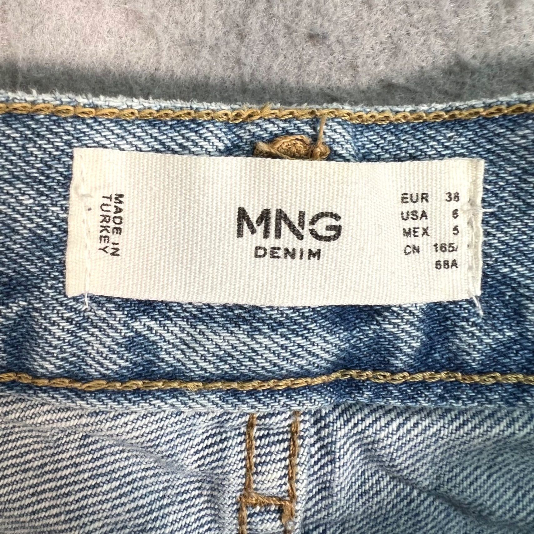 Mango Mango Womens Jeans Distressed Light Wash Denim High-Waisted Selina Size 6 Straight 5-Pocket Blue Size 28" / US 6 / IT 42 - 3 Thumbnail