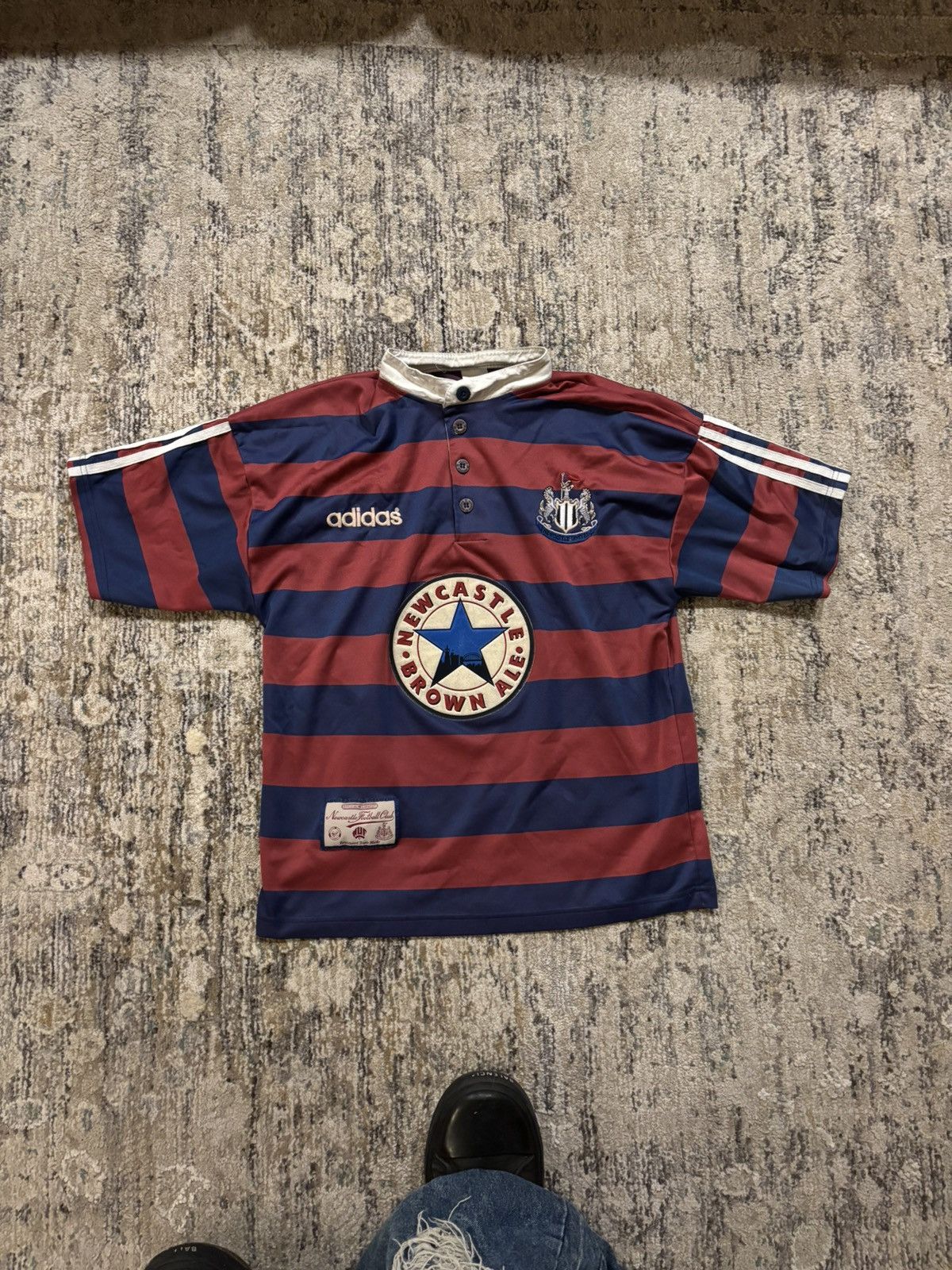 Adidas VINTAGE ADIDAS NEWCASTLE JERSEY Size US S / EU 44-46 / 1 - 1 Thumbnail