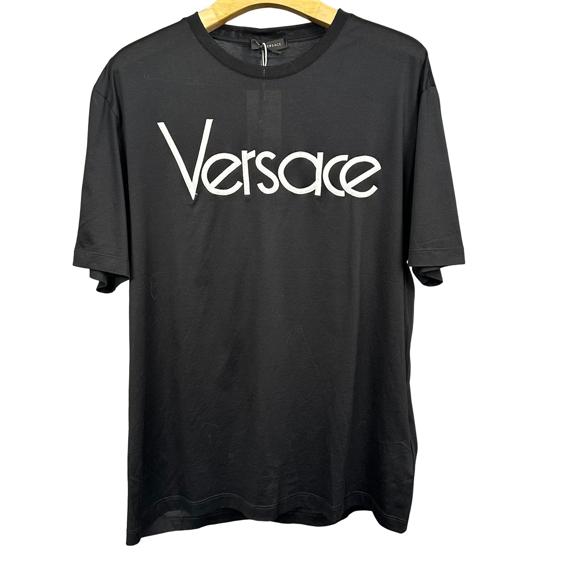 Versace Versace Embroidered Logo T-Shirt XL Size US XL / EU 56 / 4 - 1 Thumbnail