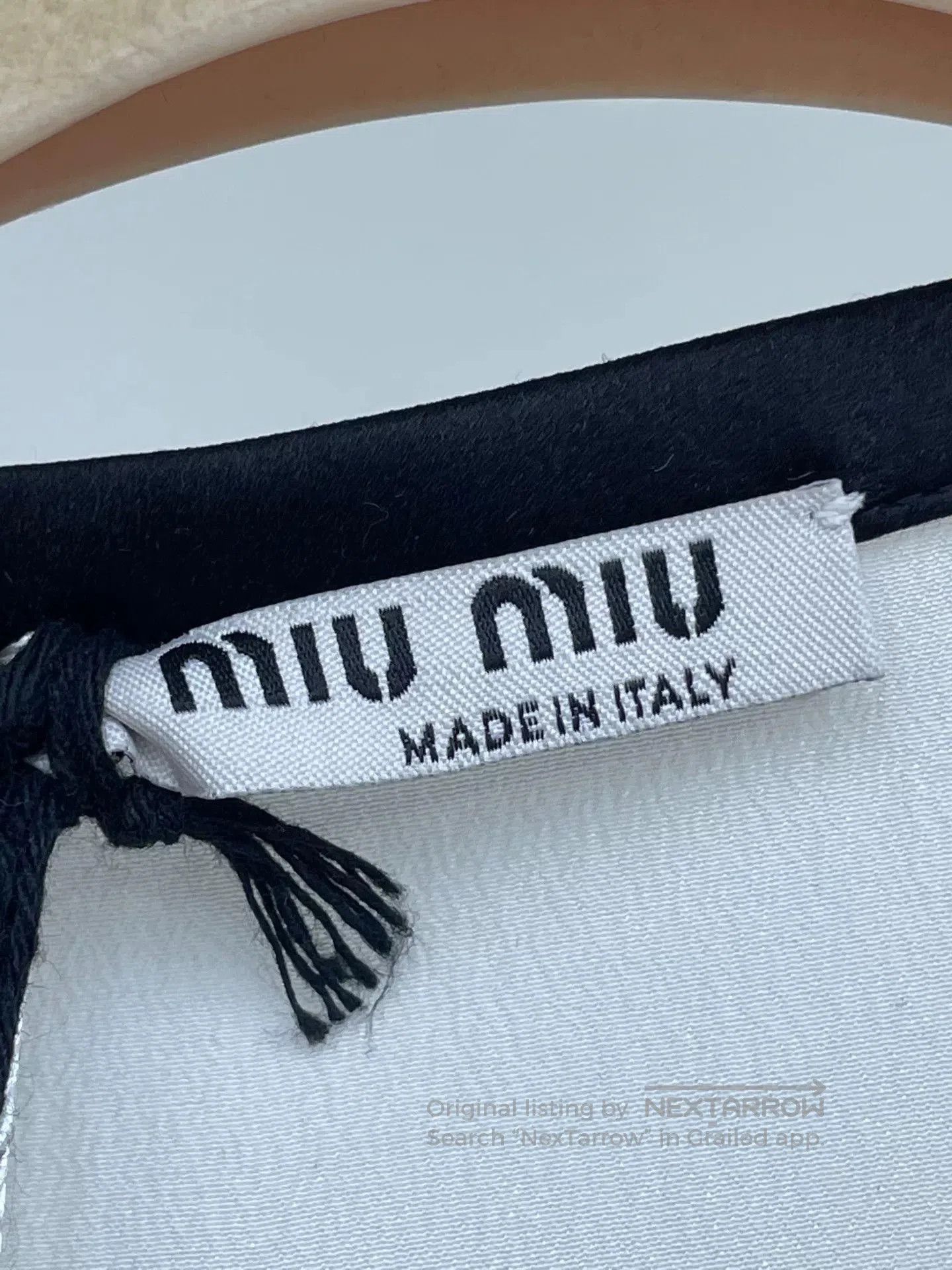 Miu Miu Miu Miu Bow Sleeveless Silk Short Top. Size S / US 4 / IT 40 - 4 Thumbnail