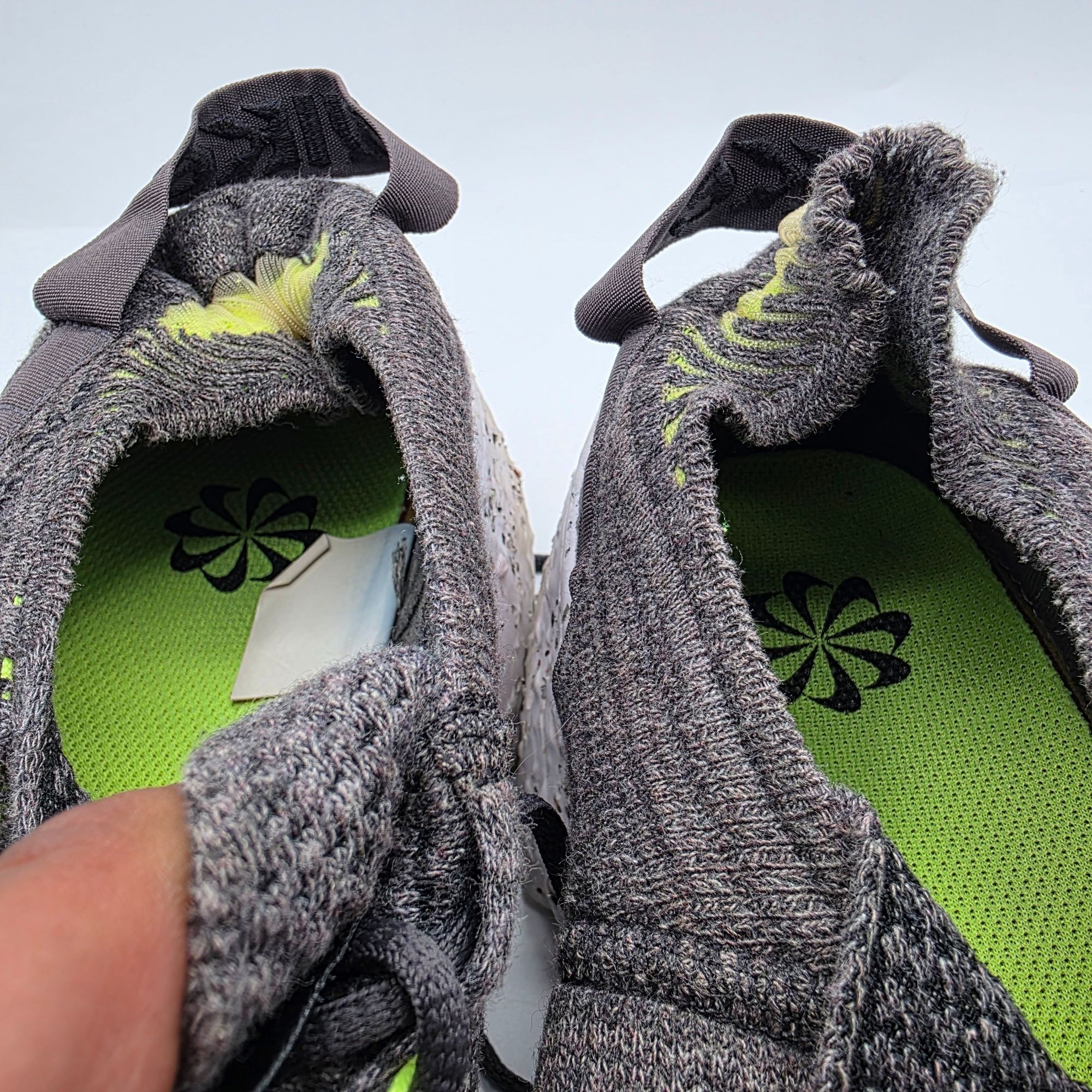 Nike Nike Space Hippie 04 Mens Size 11.5 Black Volt Sneaker Shoes Size US 11.5 / EU 44-45 - 9 Thumbnail