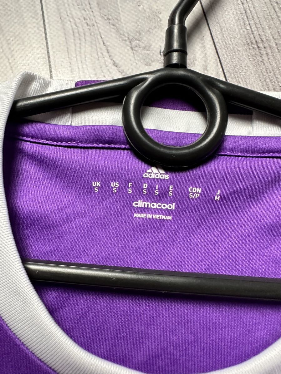 Adidas Vintage Adidas Real Madrid purple soccer jersey size S Size US S / EU 44-46 / 1 - 4 Thumbnail