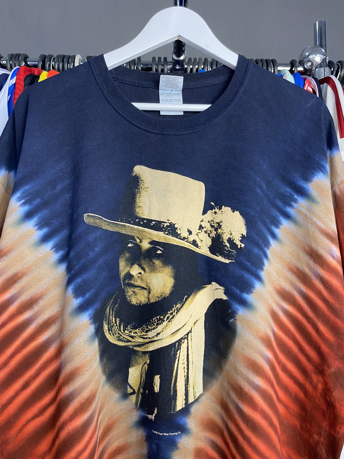 Gildan VINTAGE 2005 BOB DYLAN EAST WEST TOURING T-SHIRT Size US XXL / EU 58 / 5 - 4 Thumbnail