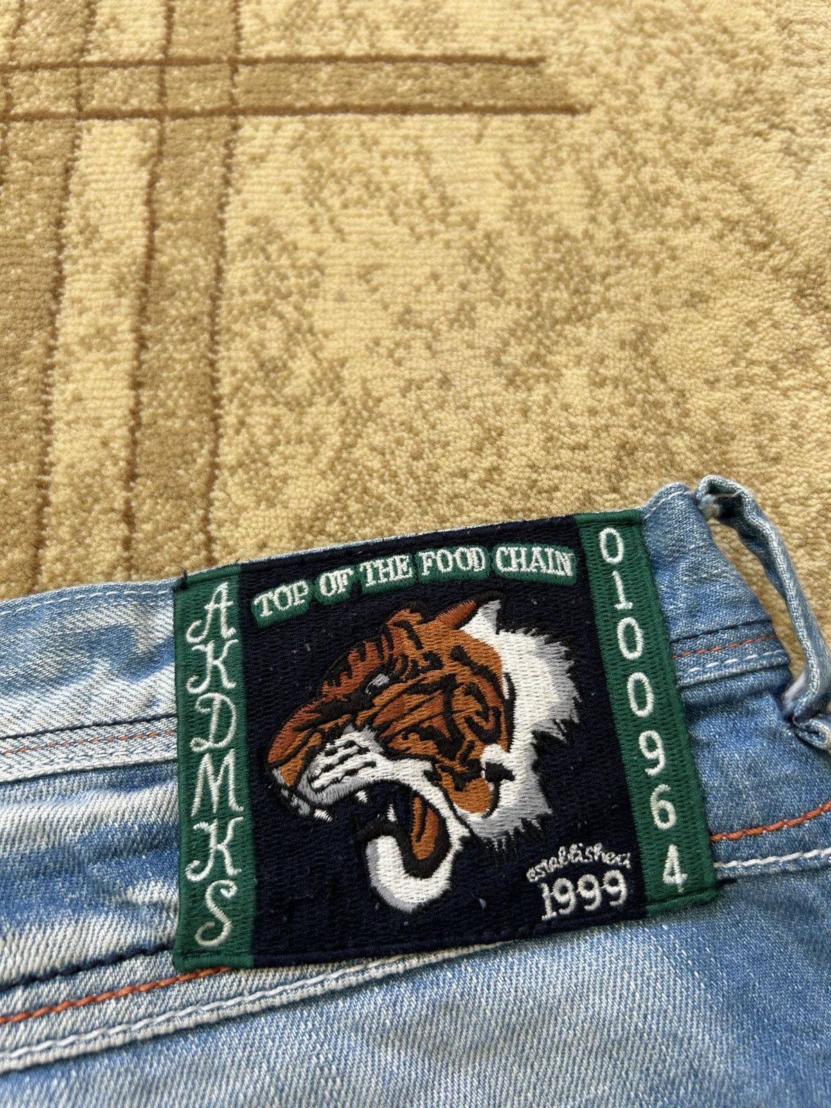Akademiks Vintage Akademiks Embroidered Baggy Jorts Size US 40 / EU 56 - 5 Thumbnail